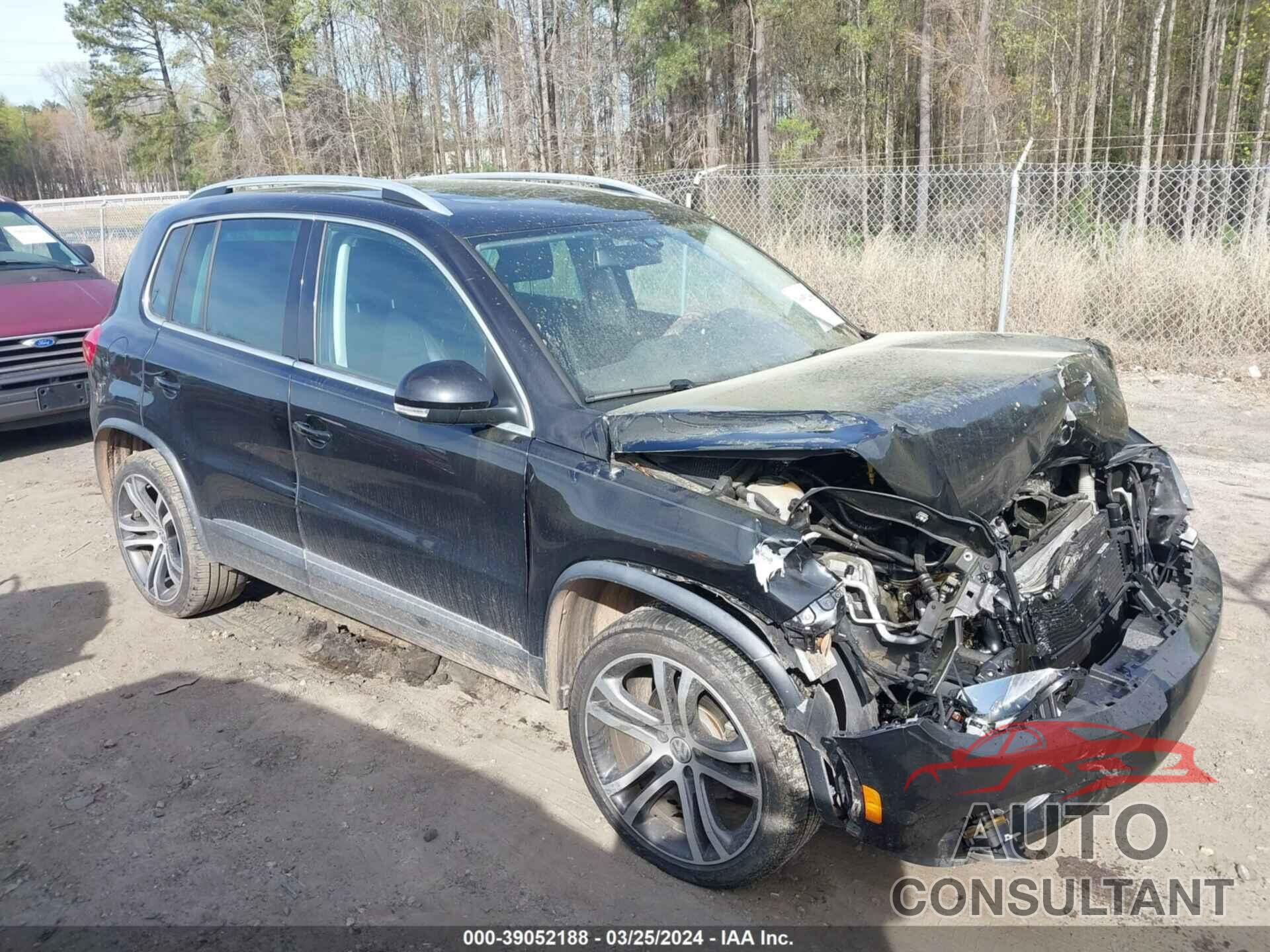 VOLKSWAGEN TIGUAN 2017 - WVGVV7AX2HW507093