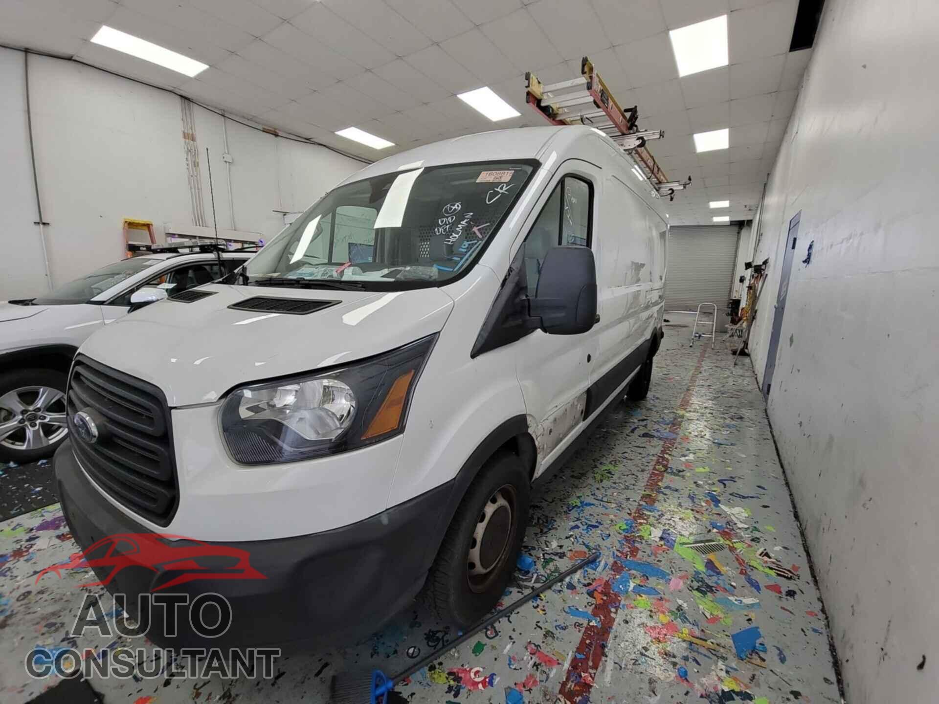FORD TRANSIT 2019 - 1FTYR2CM2KKA17652