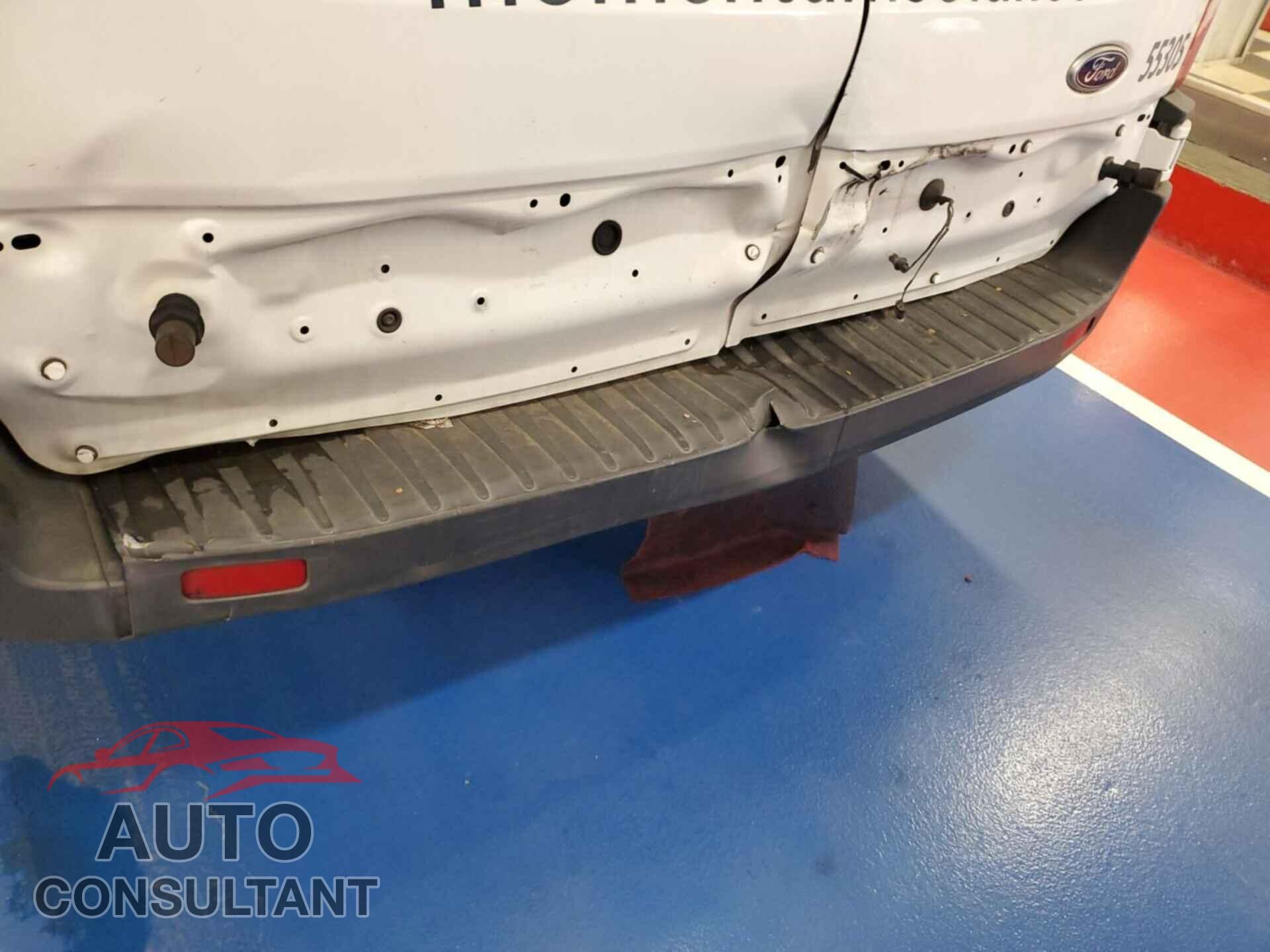 FORD TRANSIT 2018 - 1FTYR2CM4JKB55305