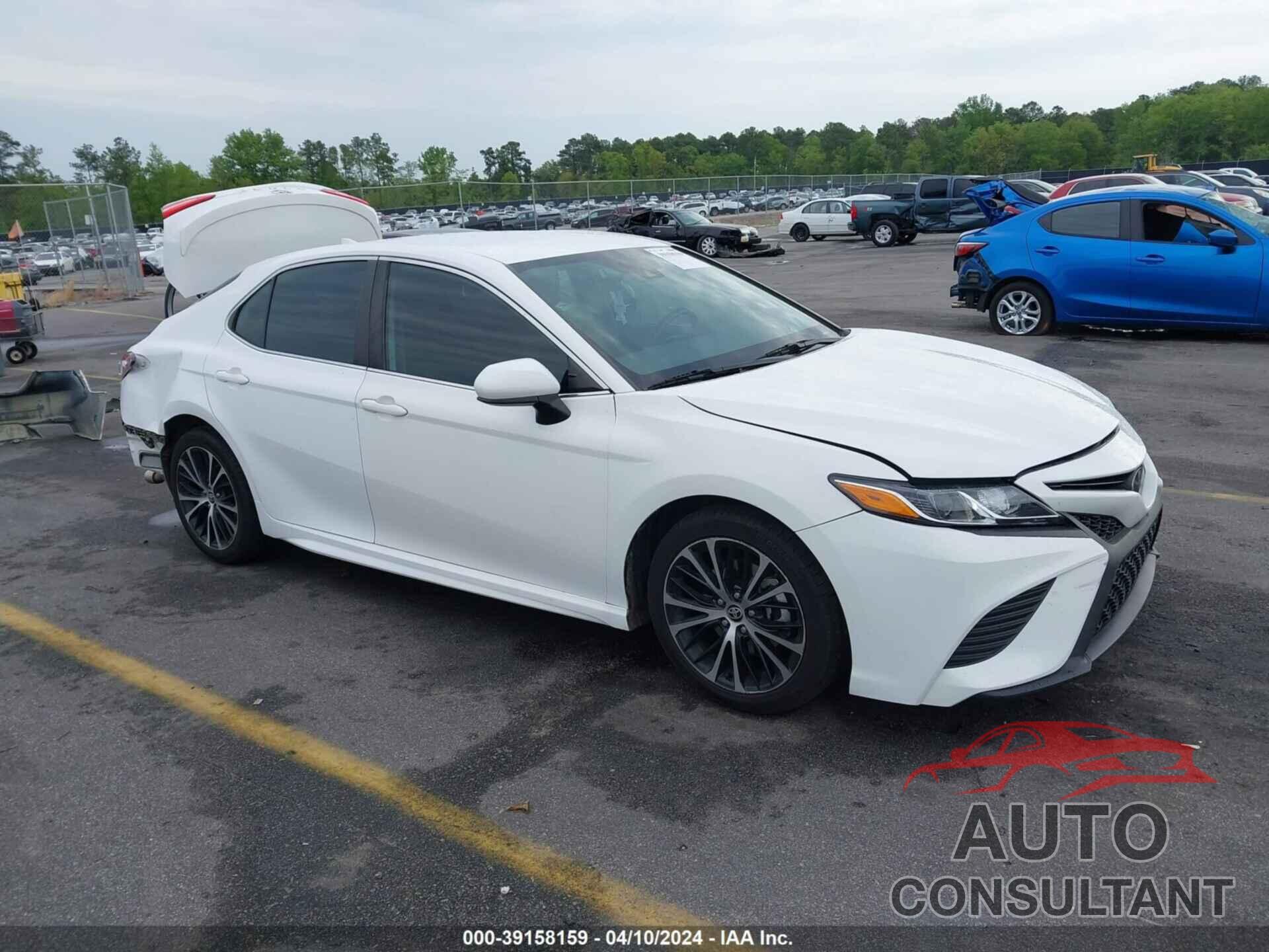 TOYOTA CAMRY 2020 - 4T1G11AK8LU371627