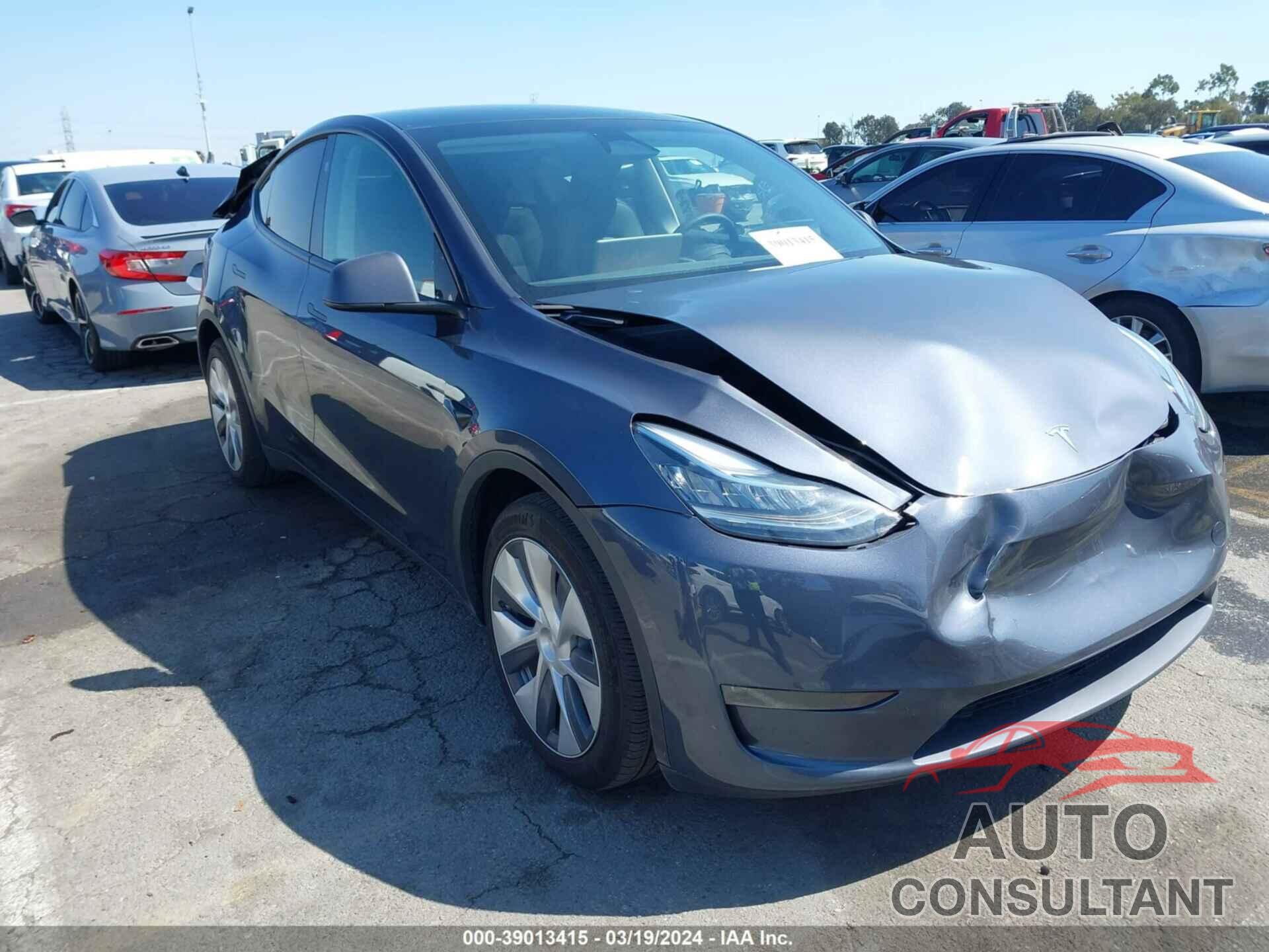 TESLA MODEL Y 2023 - 7SAYGDEE7PA146093