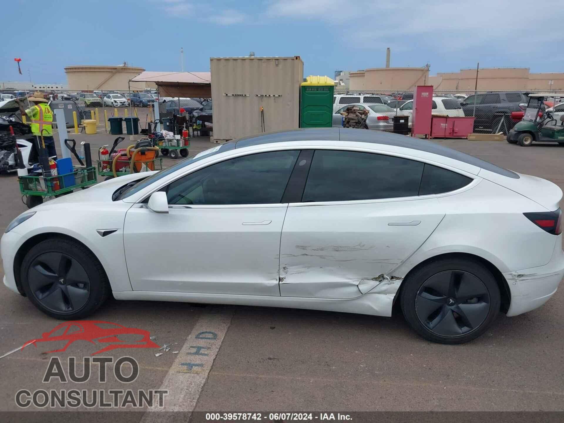 TESLA MODEL 3 2020 - 5YJ3E1EA2LF737454