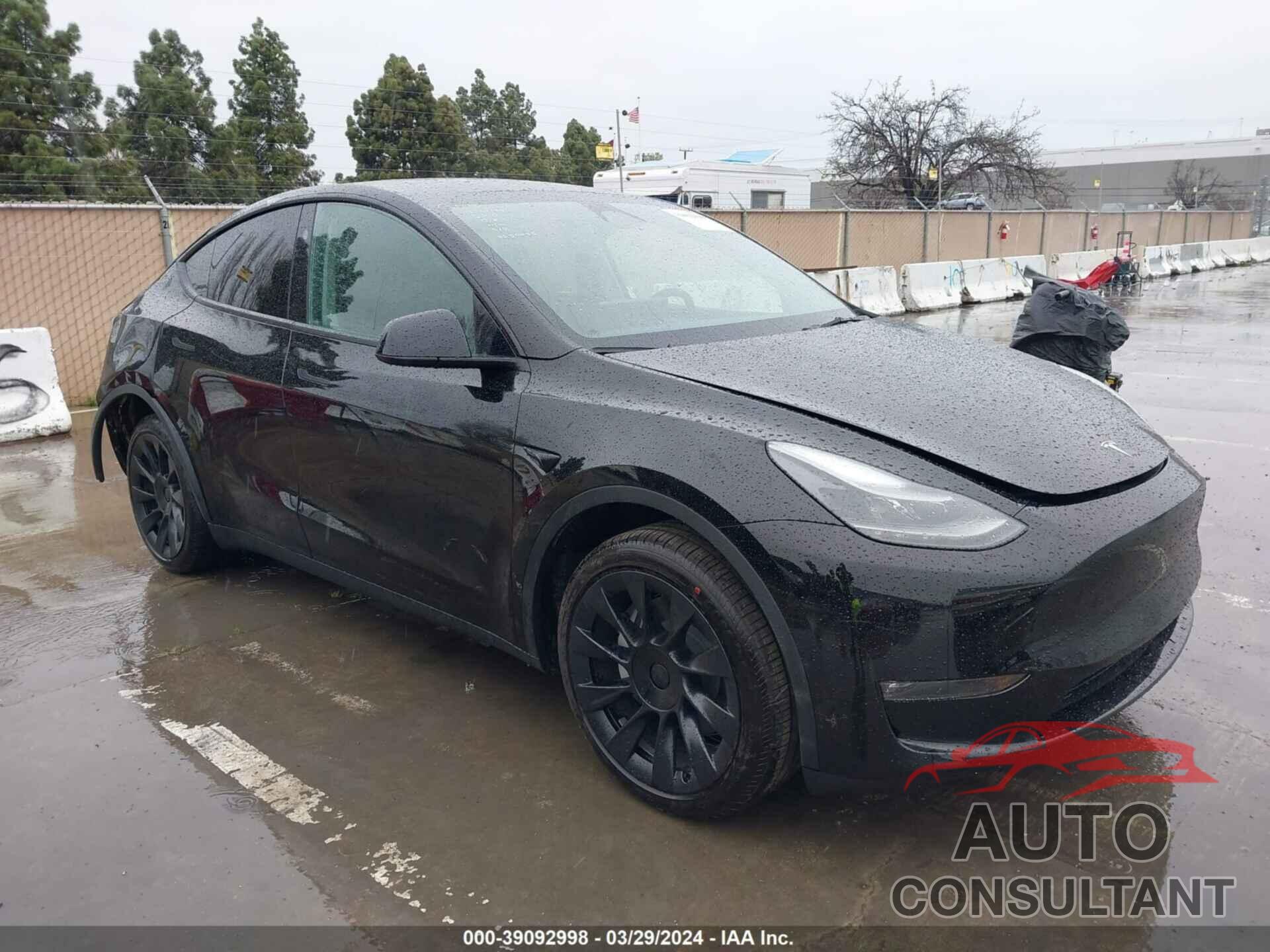 TESLA MODEL Y 2023 - 7SAYGDED8PF976883