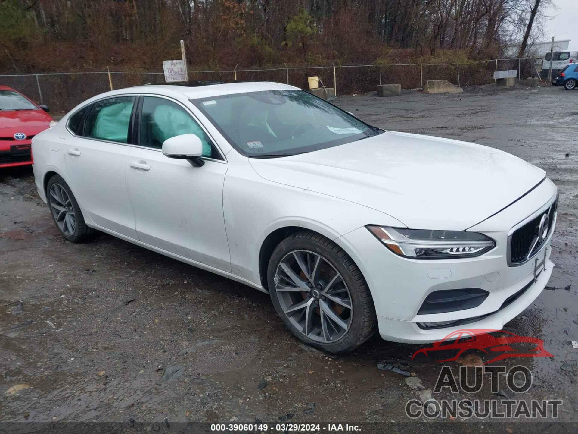 VOLVO S90 2018 - LVY982MK9JP030803