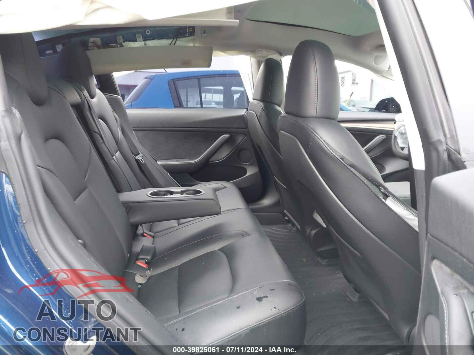 TESLA MODEL 3 2023 - 5YJ3E1EA4PF570360