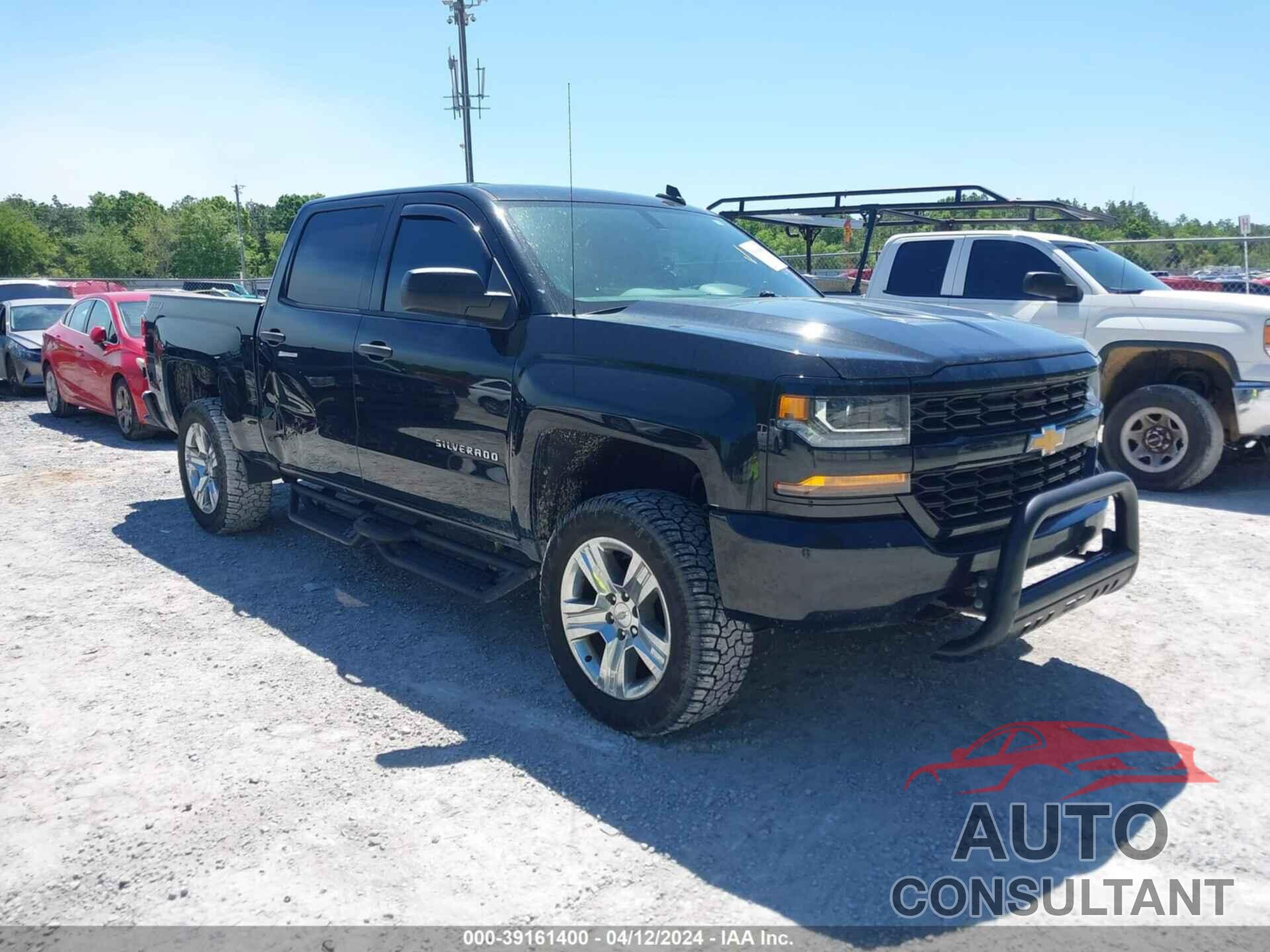 CHEVROLET SILVERADO 1500 2018 - 3GCUKPEC2JG539627
