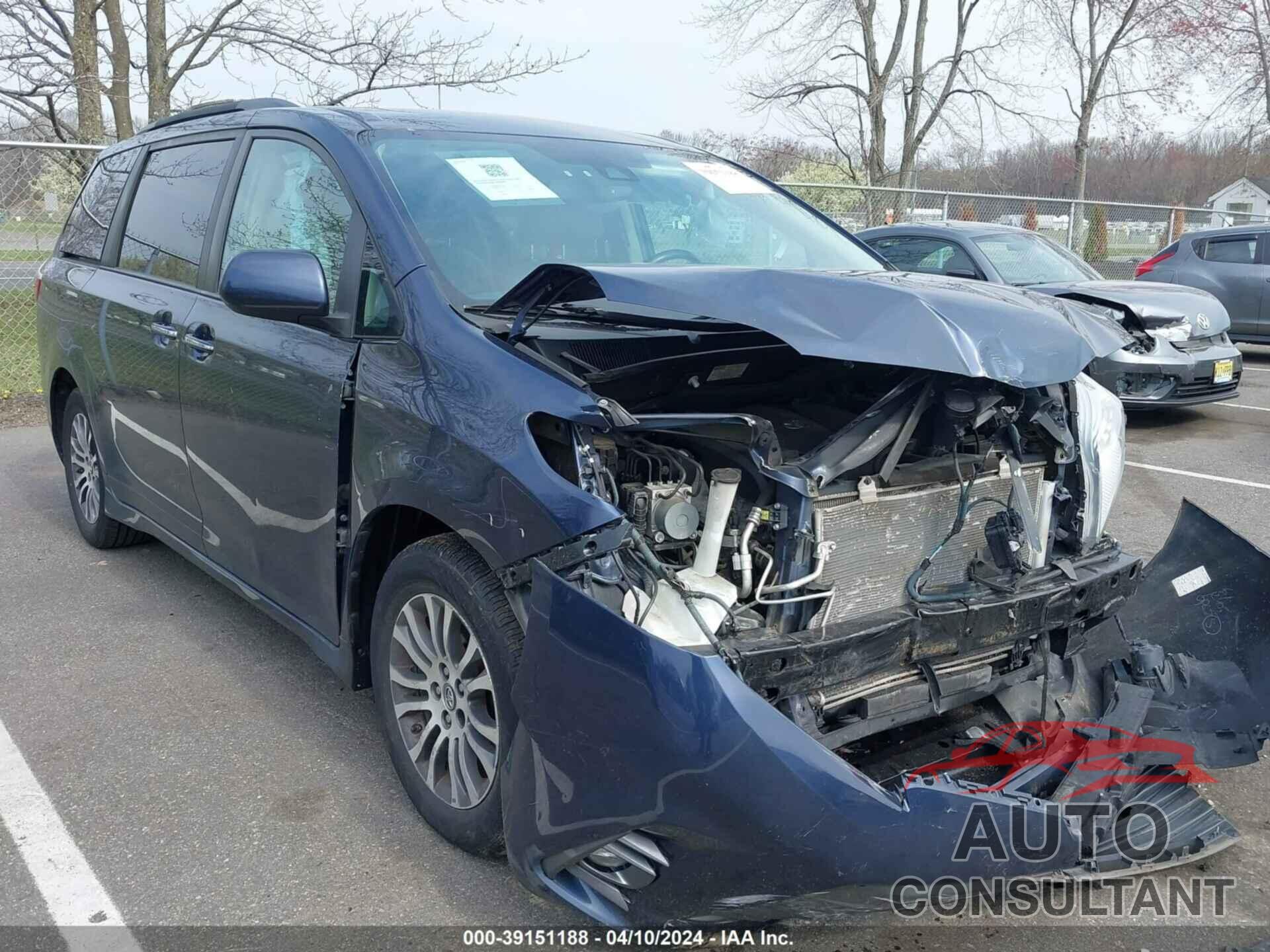 TOYOTA SIENNA 2019 - 5TDYZ3DCXKS994008