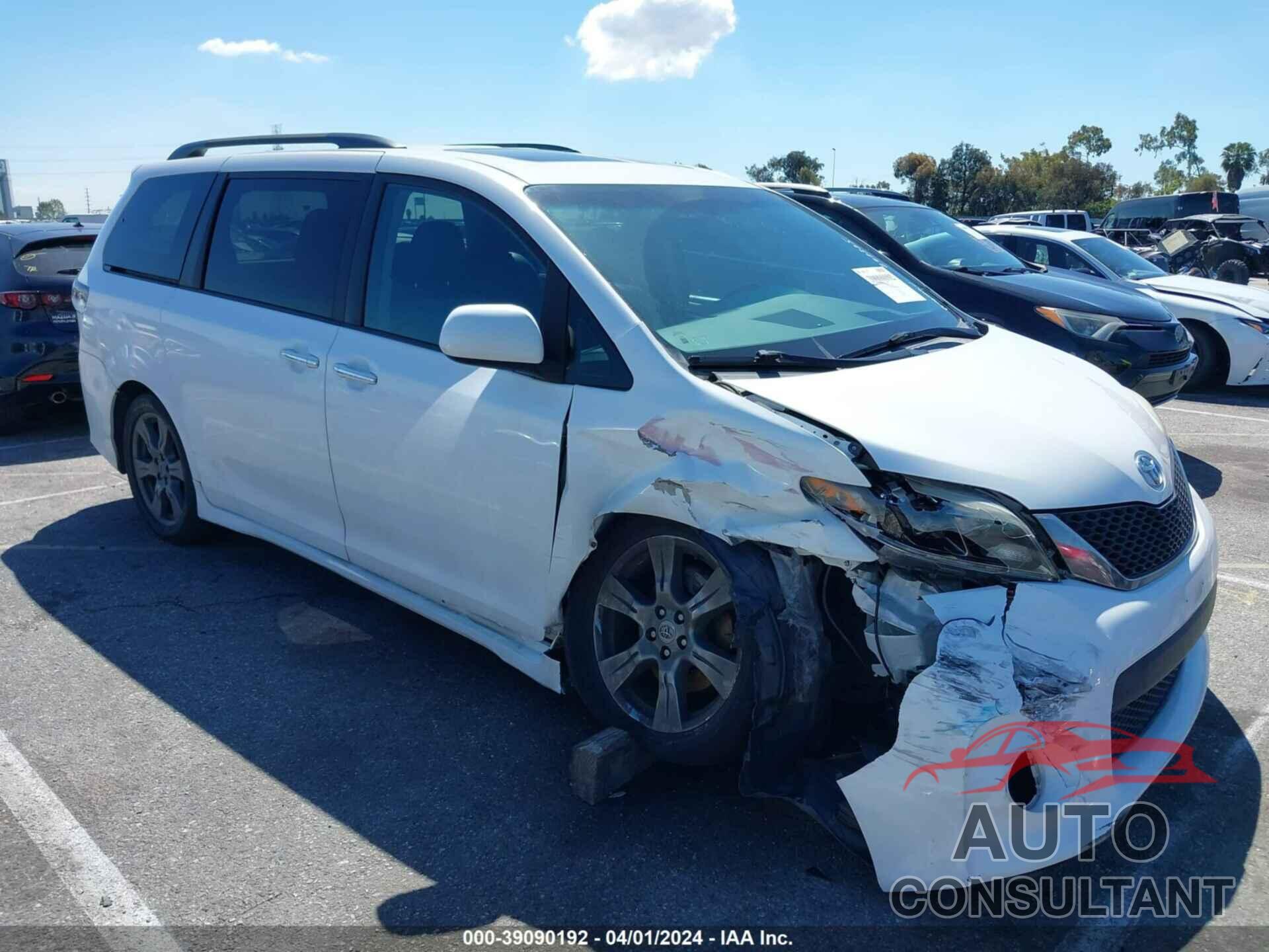 TOYOTA SIENNA 2017 - 5TDXZ3DC3HS808443