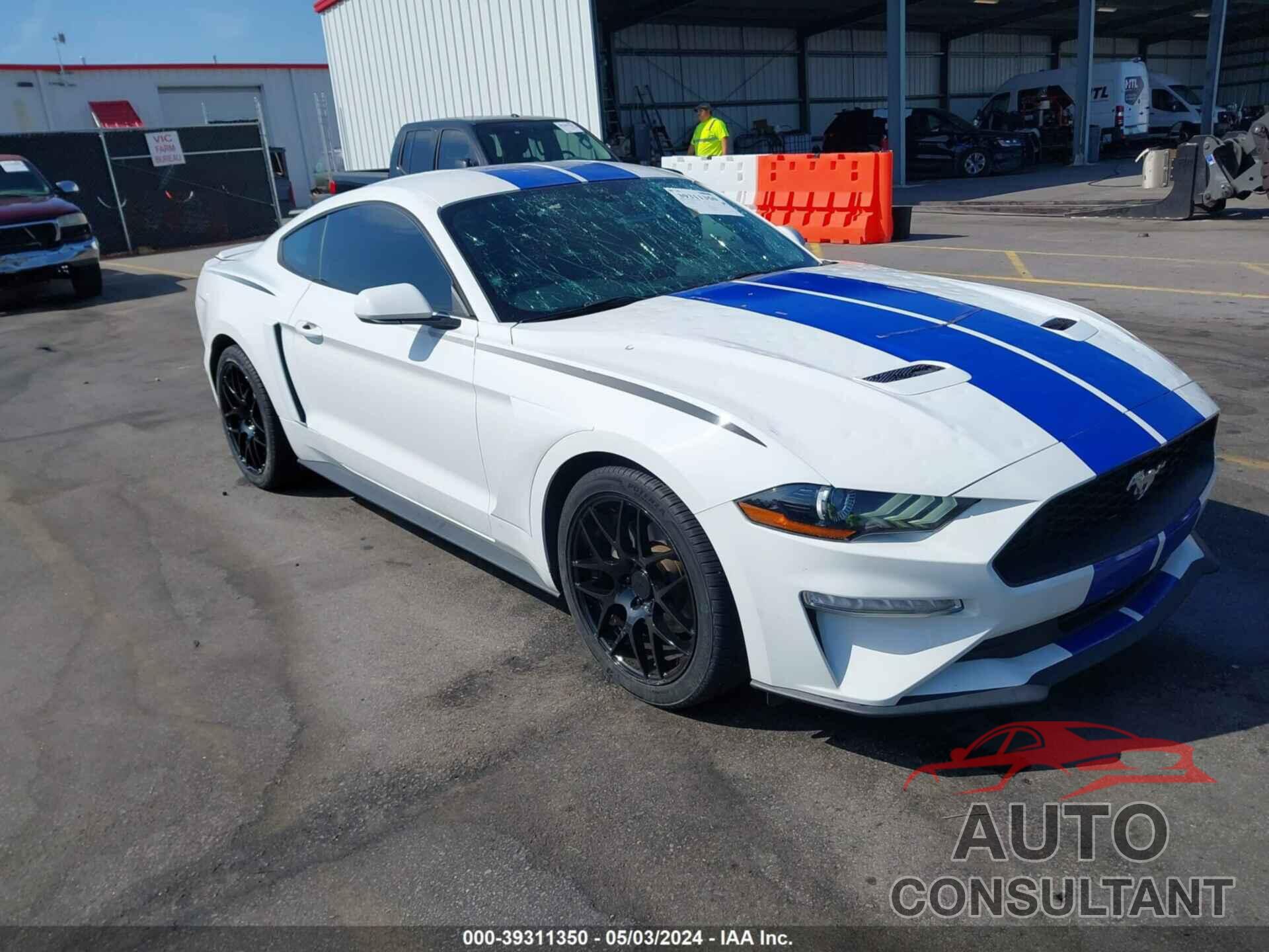FORD MUSTANG 2018 - 1FA6P8TH7J5127604