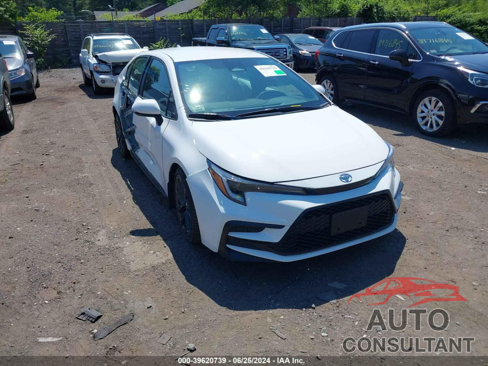 TOYOTA COROLLA 2024 - 5YFS4MCE3RP180833
