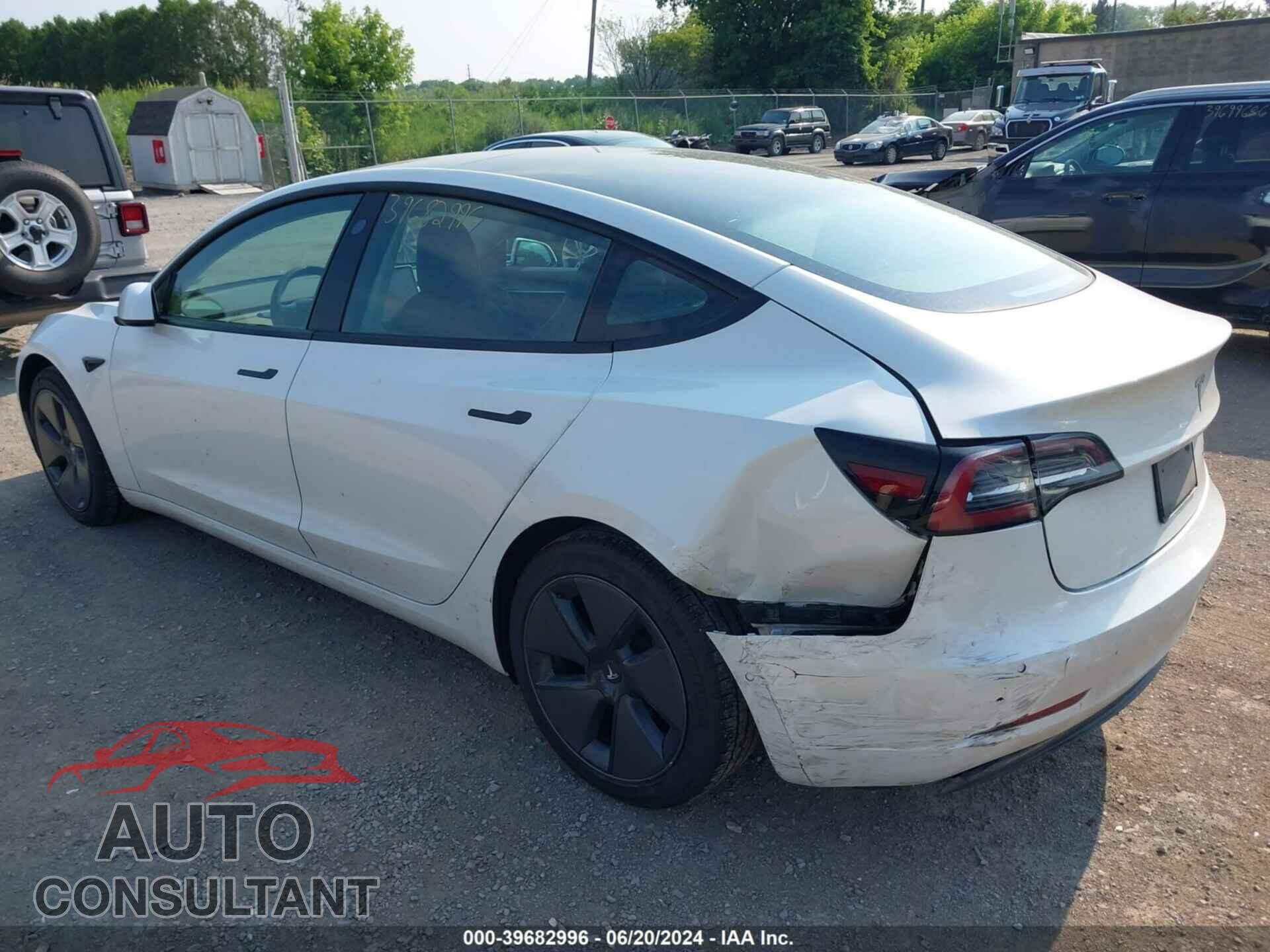 TESLA MODEL 3 2021 - 5YJ3E1EB5MF979388