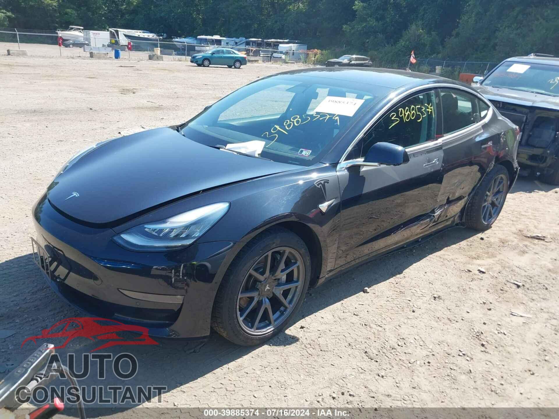 TESLA MODEL 3 2018 - 5YJ3E1EB6JF095018