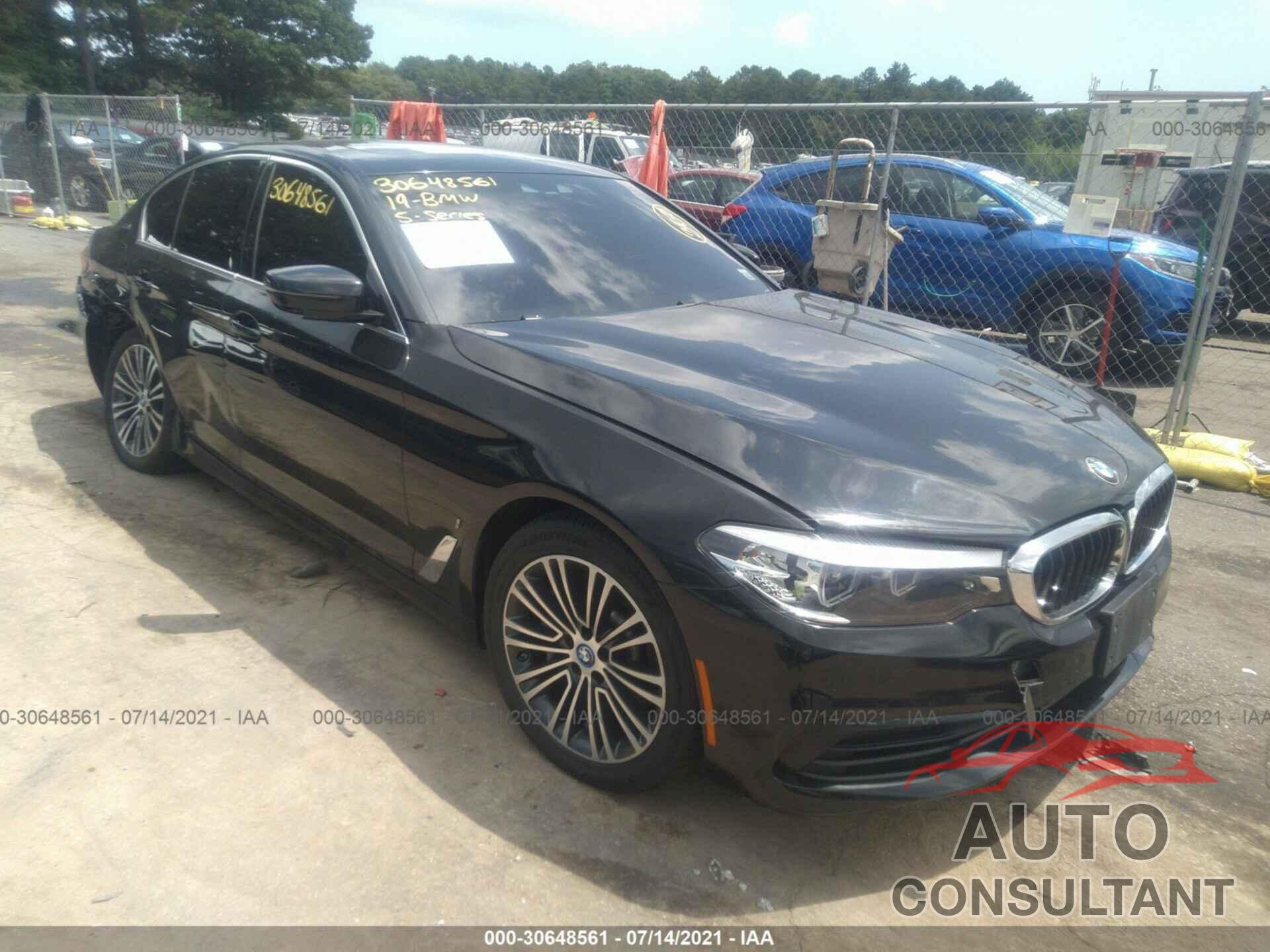 BMW 5 SERIES 2019 - WBAJB1C55KB375706