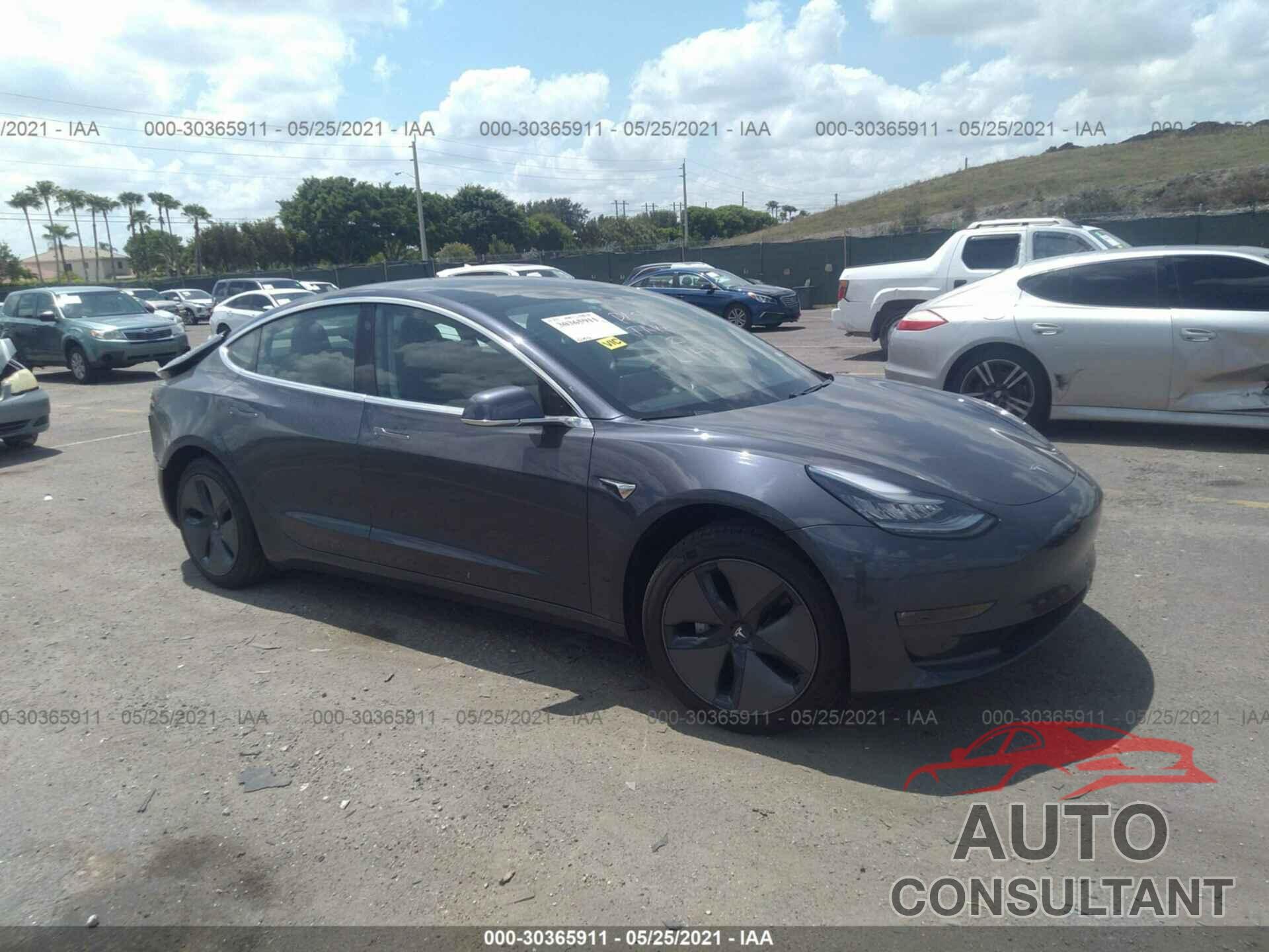 TESLA MODEL 3 2019 - 5YJ3E1EA5KF396257