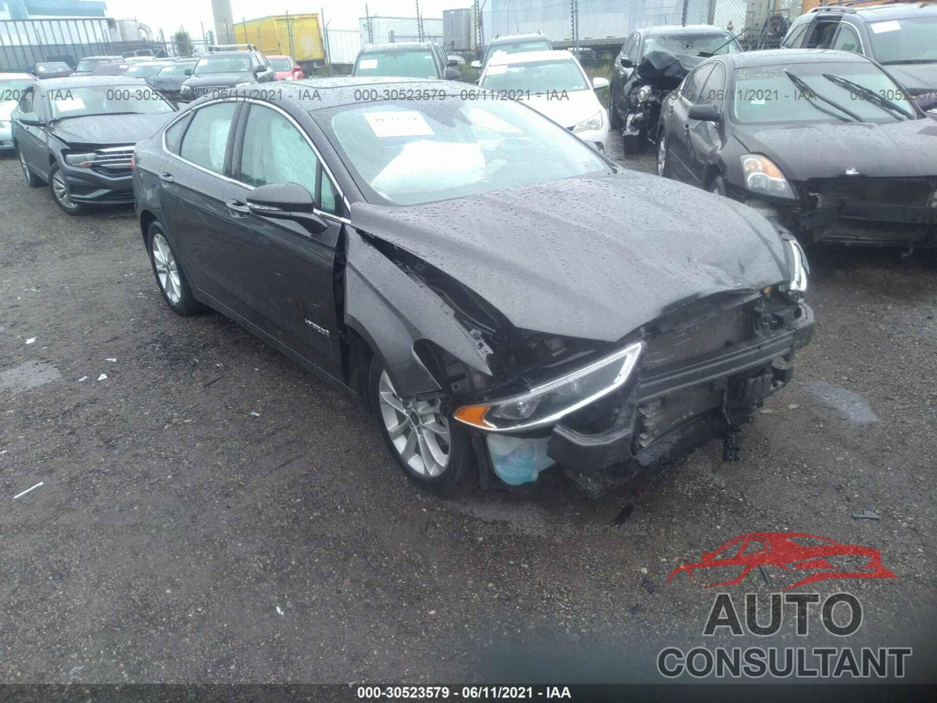 FORD FUSION HYBRID 2019 - 3FA6P0MU7KR155298