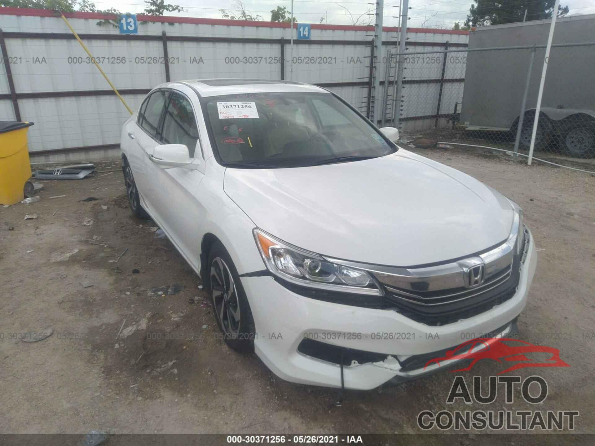 HONDA ACCORD SEDAN 2017 - 1HGCR3F85HA032936