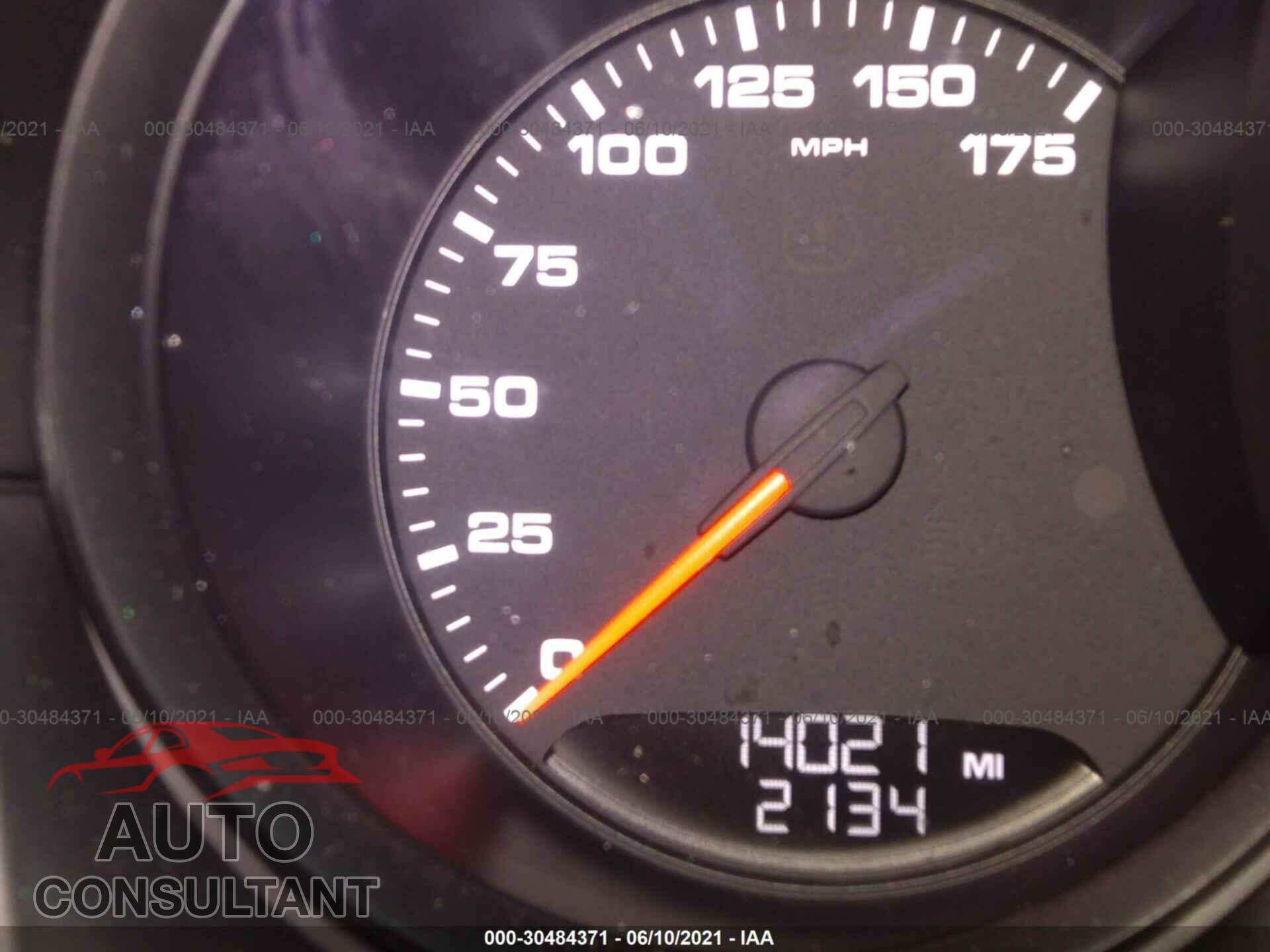 PORSCHE MACAN 2020 - WP1AA2A55LLB01172