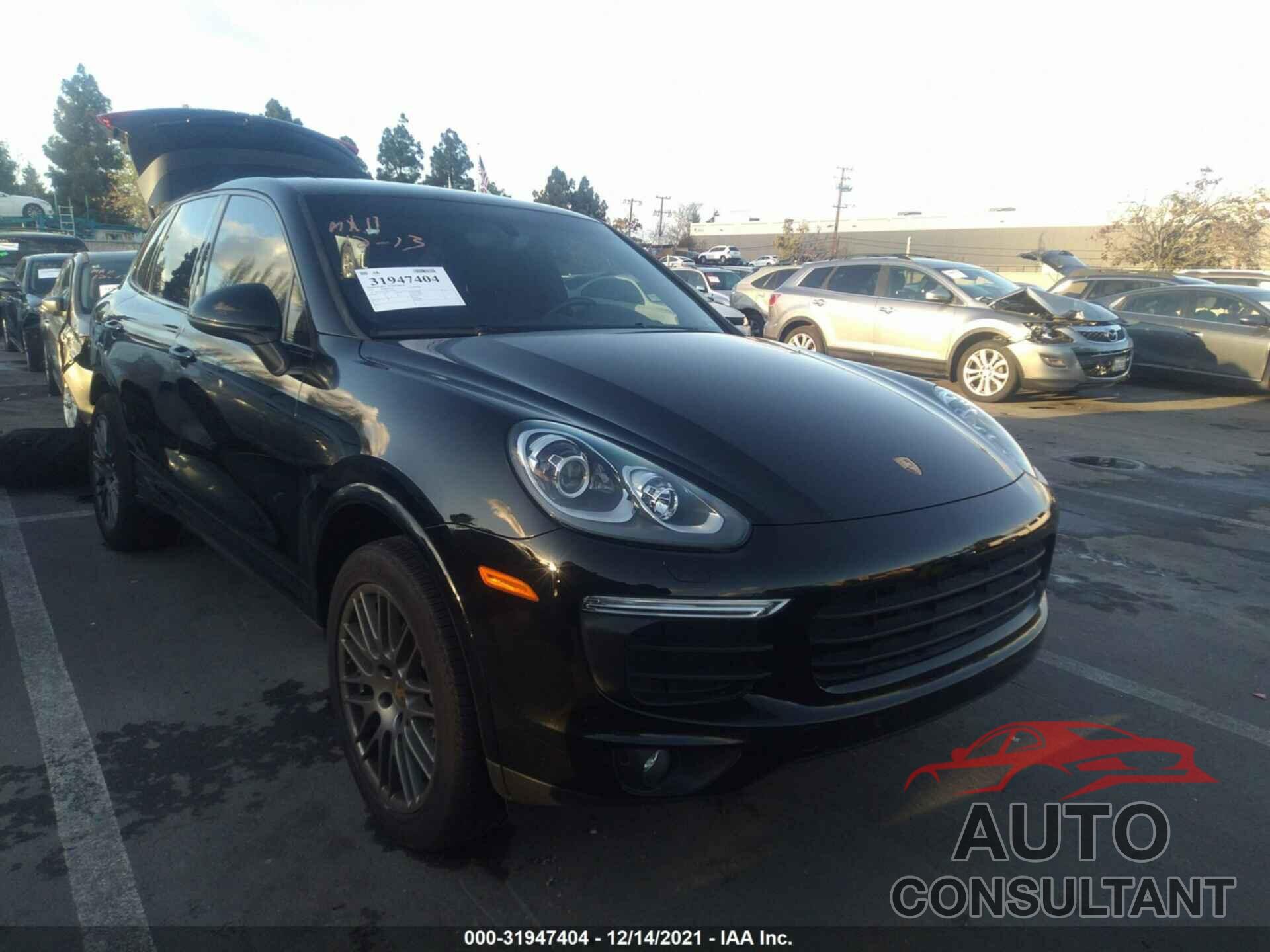 PORSCHE CAYENNE 2018 - WP1AA2A29JKA06428