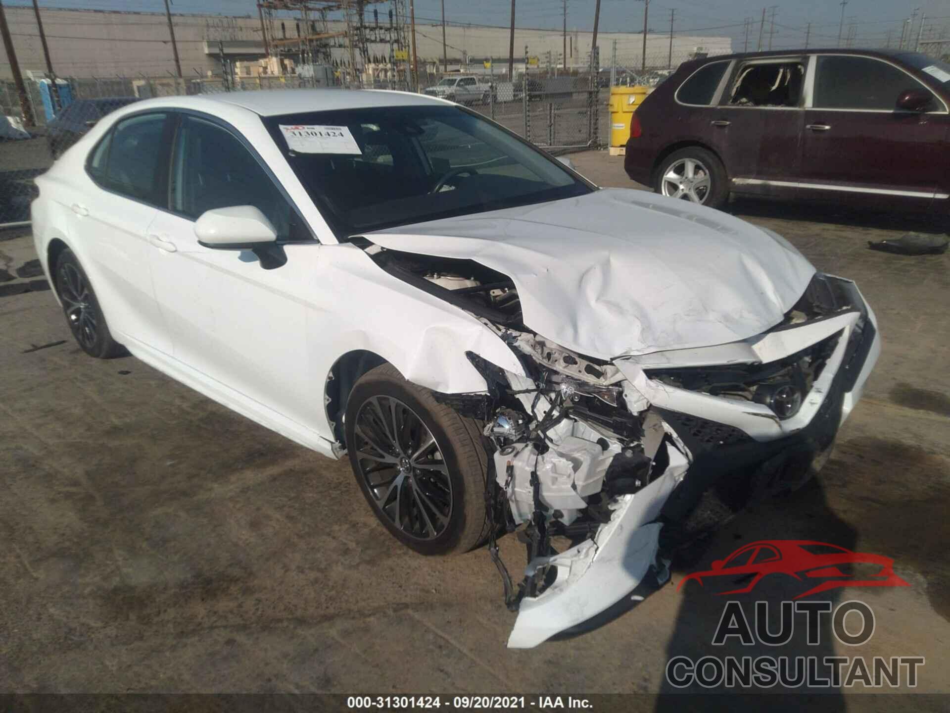 TOYOTA CAMRY 2019 - 4T1B11HK4KU812426