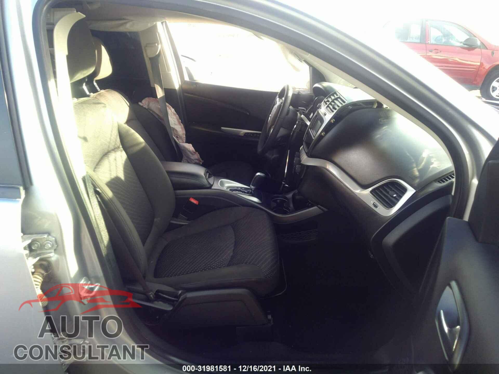 DODGE JOURNEY 2019 - 3C4PDCBB3KT833574