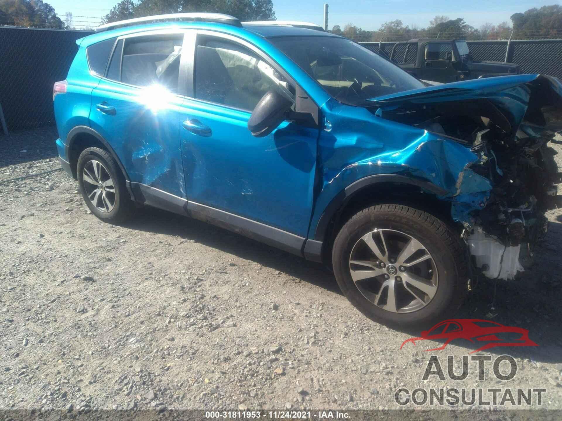 TOYOTA RAV4 2016 - JTMWFREV9GD083612