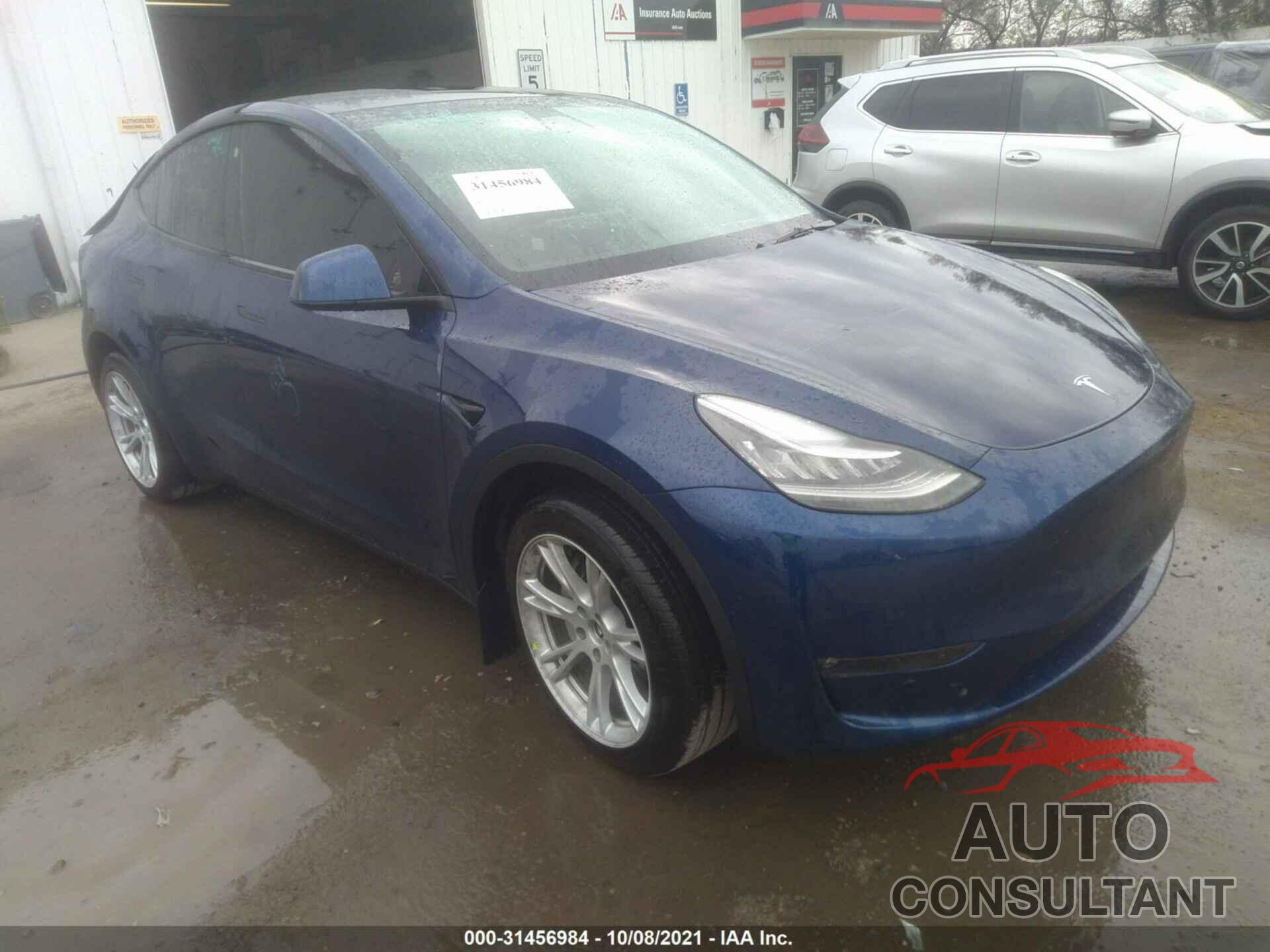 TESLA MODEL Y 2021 - 5YJYGAEE1MF173879
