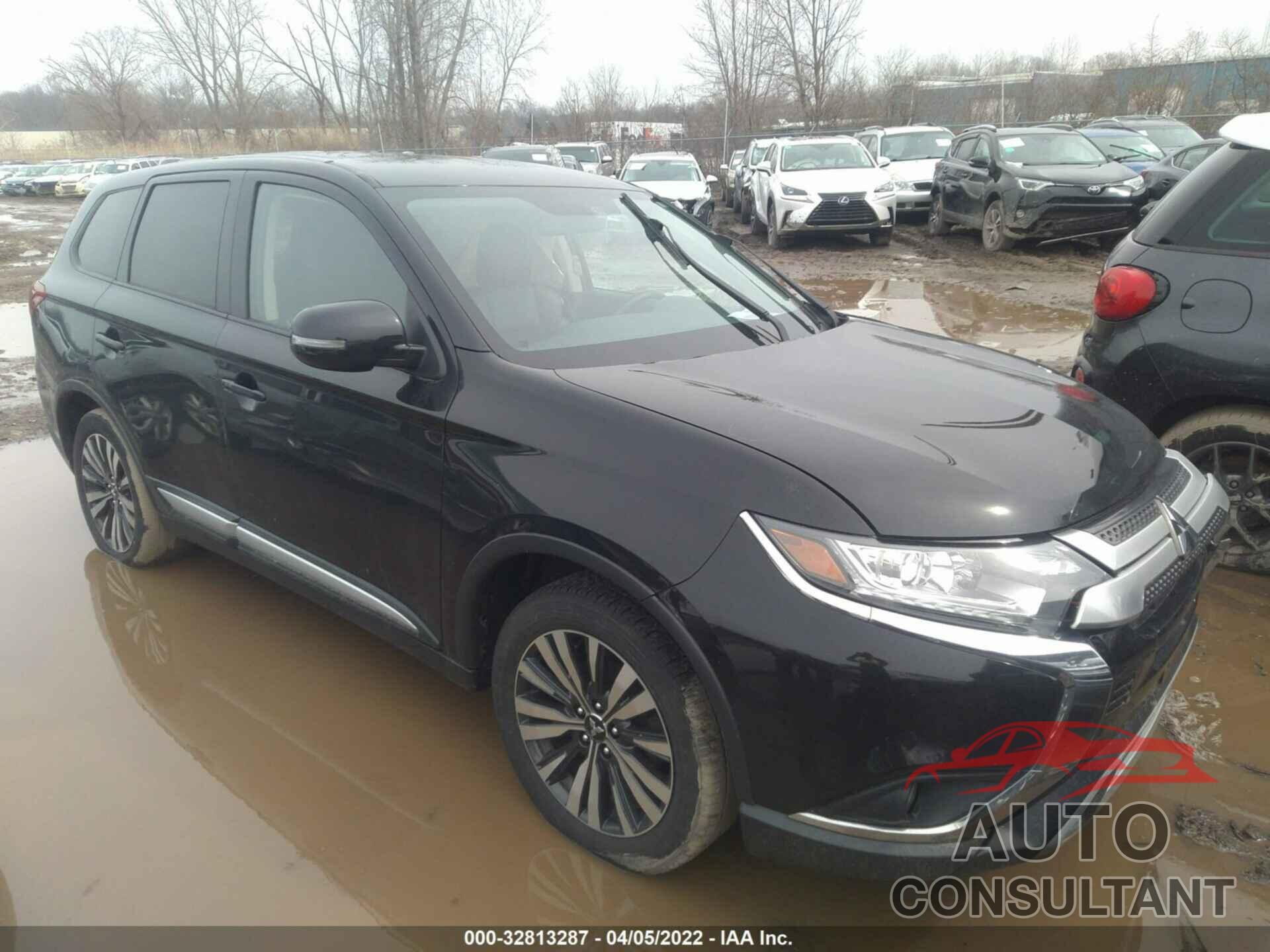 MITSUBISHI OUTLANDER 2019 - JA4AZ3A35KZ003361