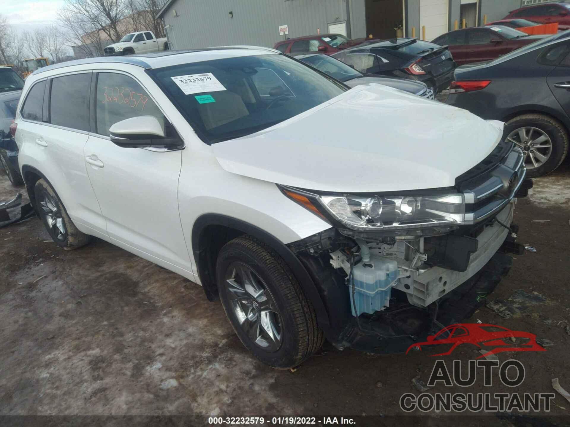 TOYOTA HIGHLANDER 2018 - 5TDDZRFH3JS814229