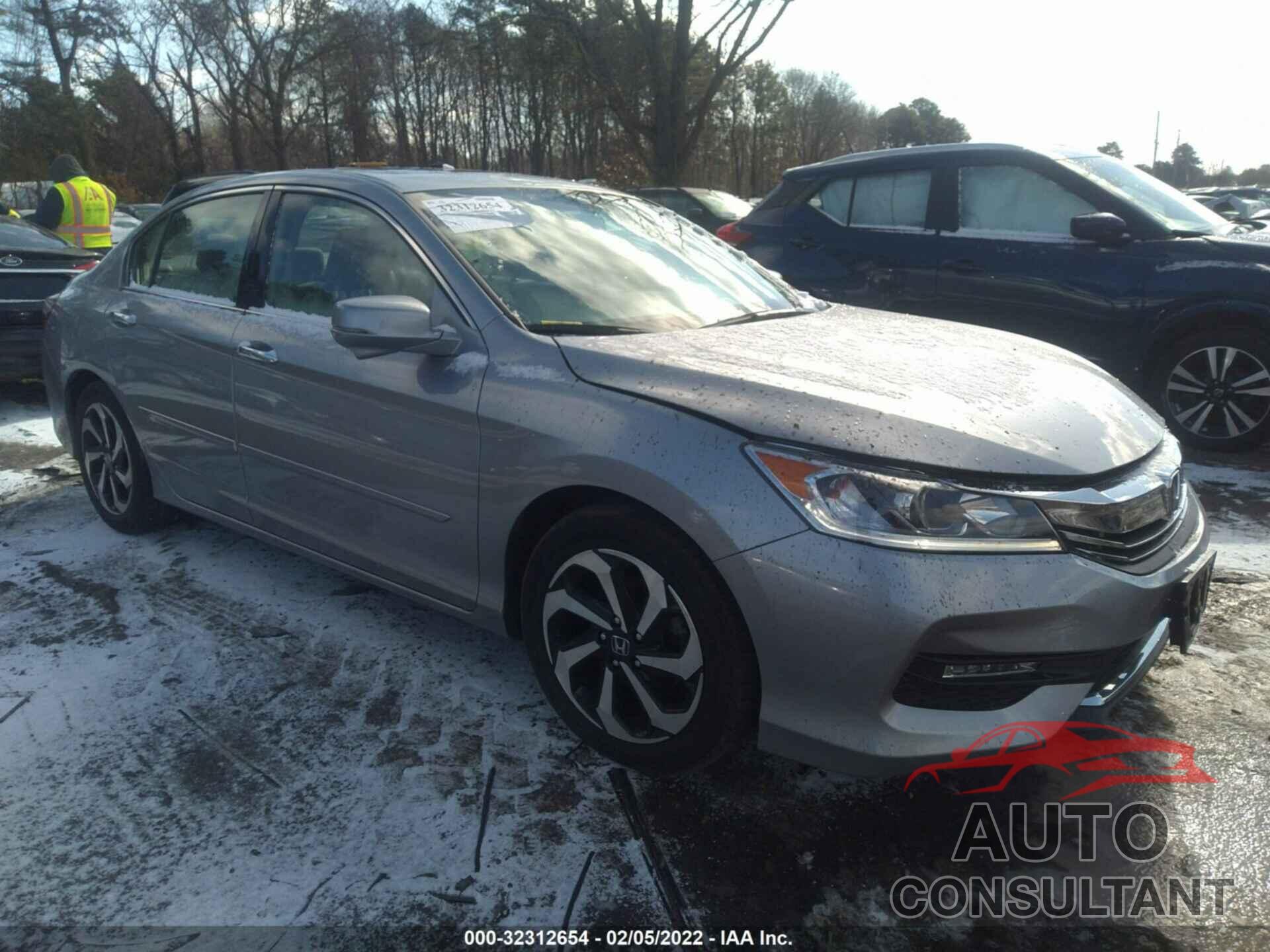 HONDA ACCORD SEDAN 2017 - 1HGCR3F88HA034194