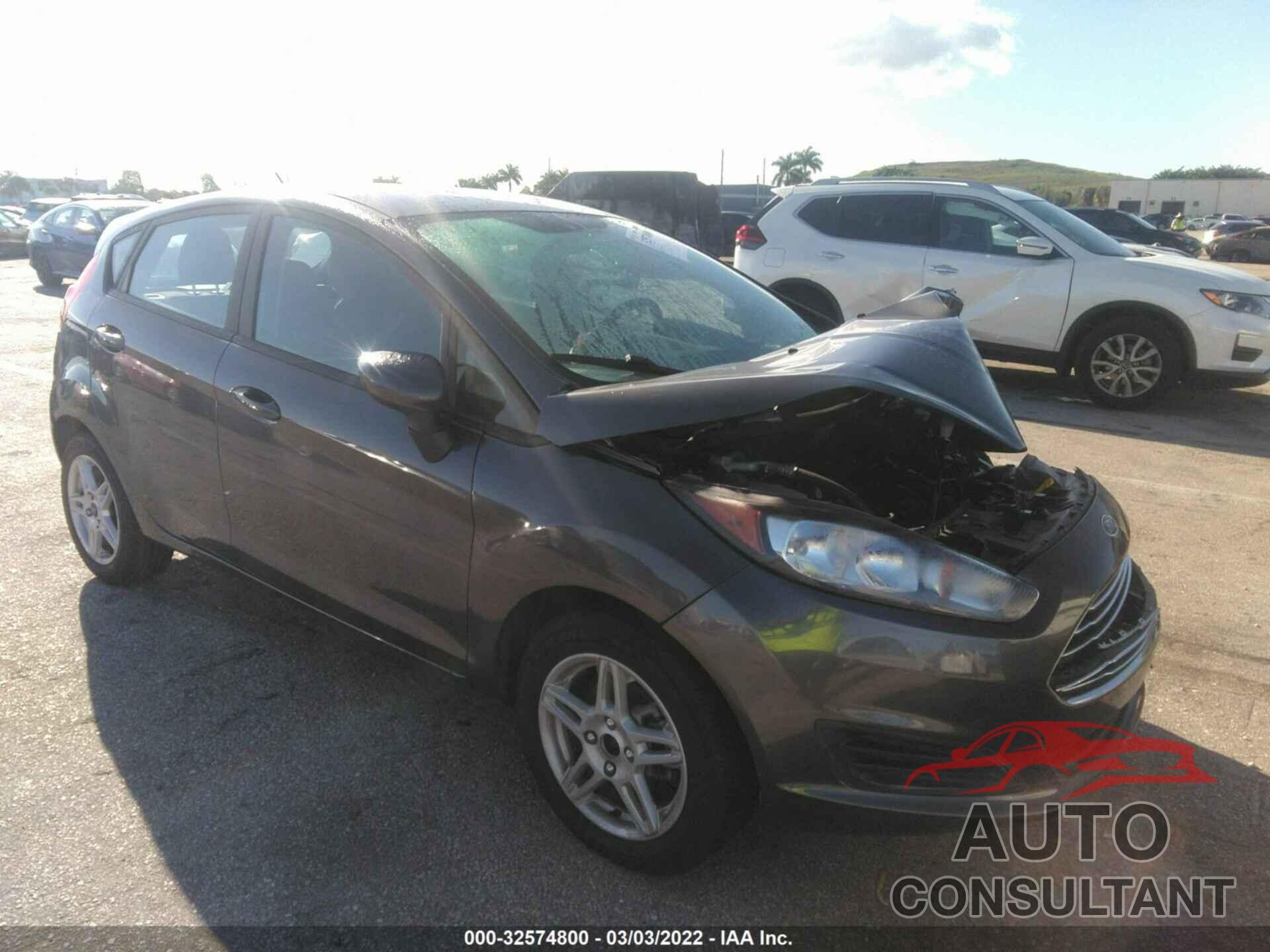 FORD FIESTA 2018 - 3FADP4EJ1JM117645