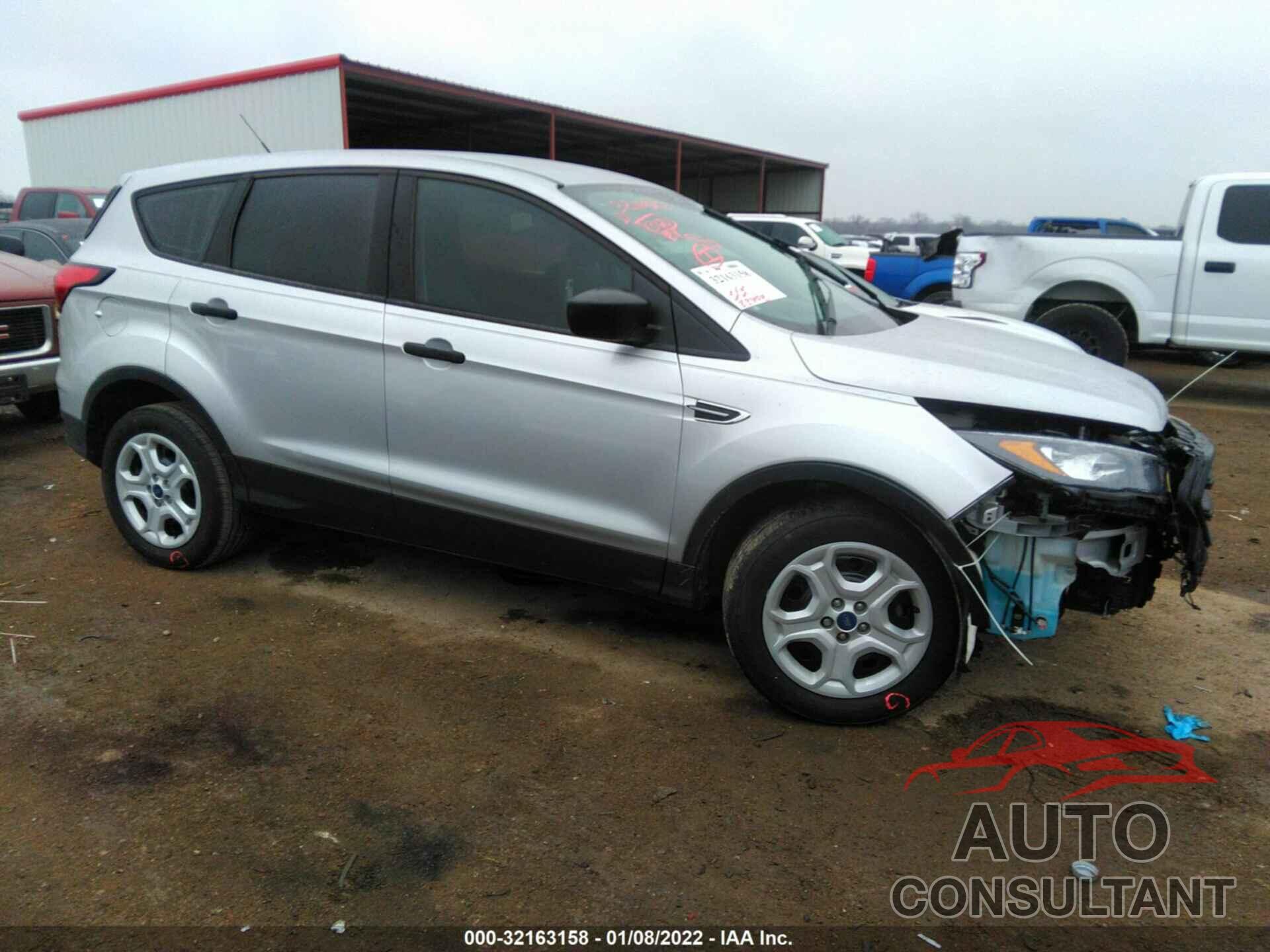 FORD ESCAPE 2019 - 1FMCU0F70KUB26369