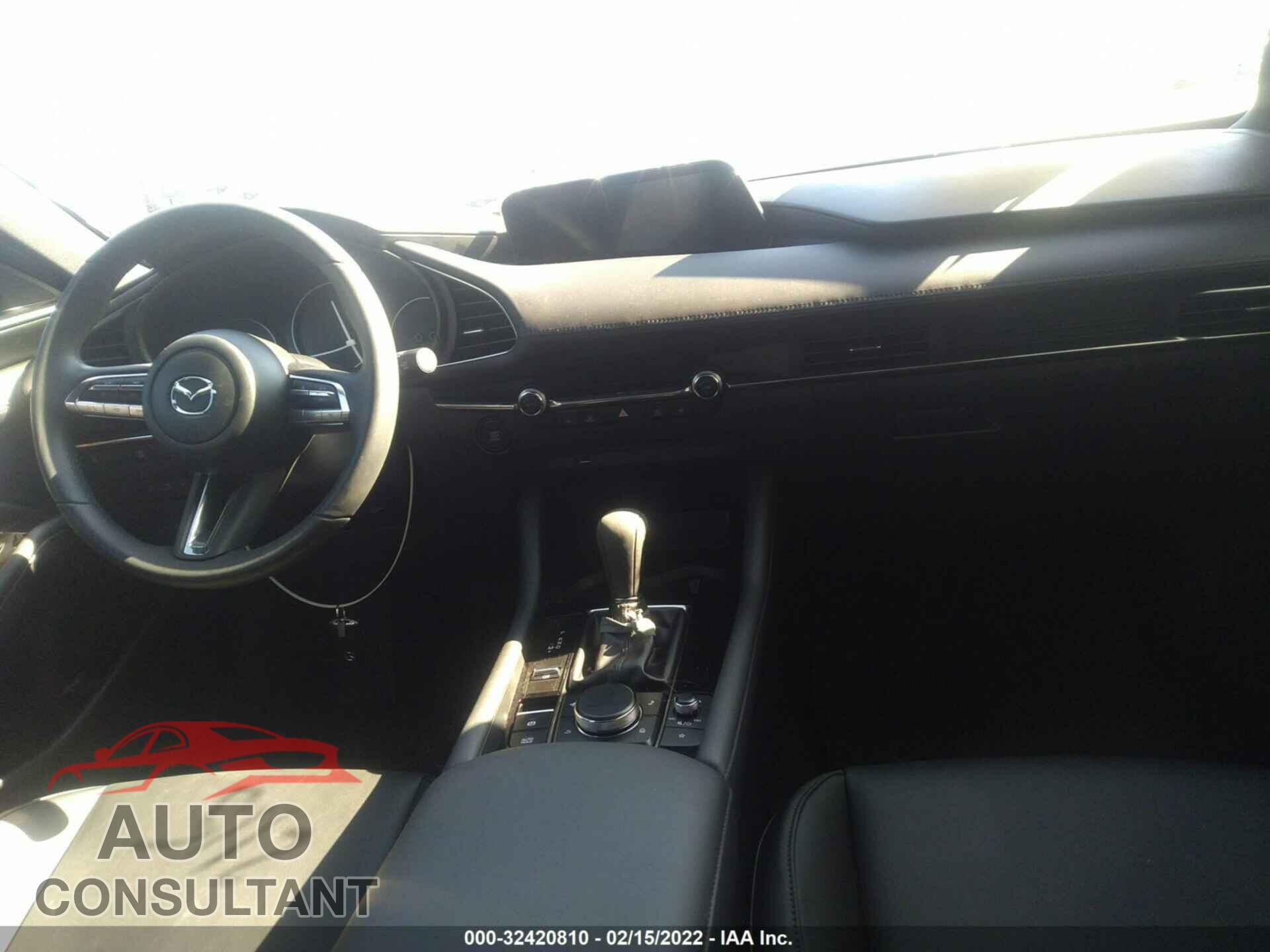 MAZDA MAZDA3 HATCHBACK 2021 - JM1BPBLL2M1328266