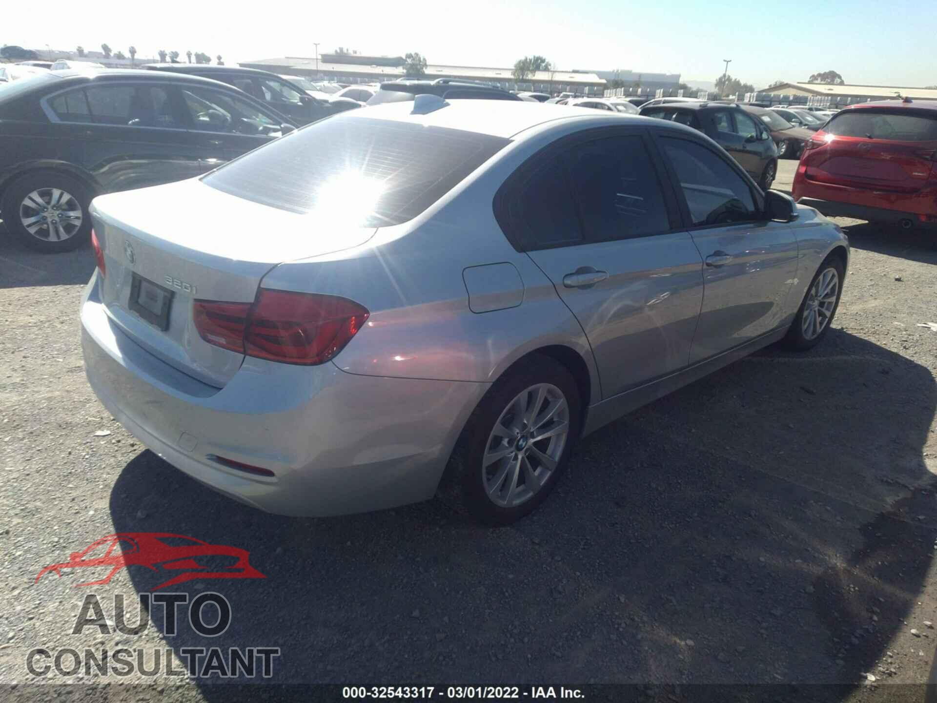 BMW 3 SERIES 2016 - WBA8E1G52GNU12037