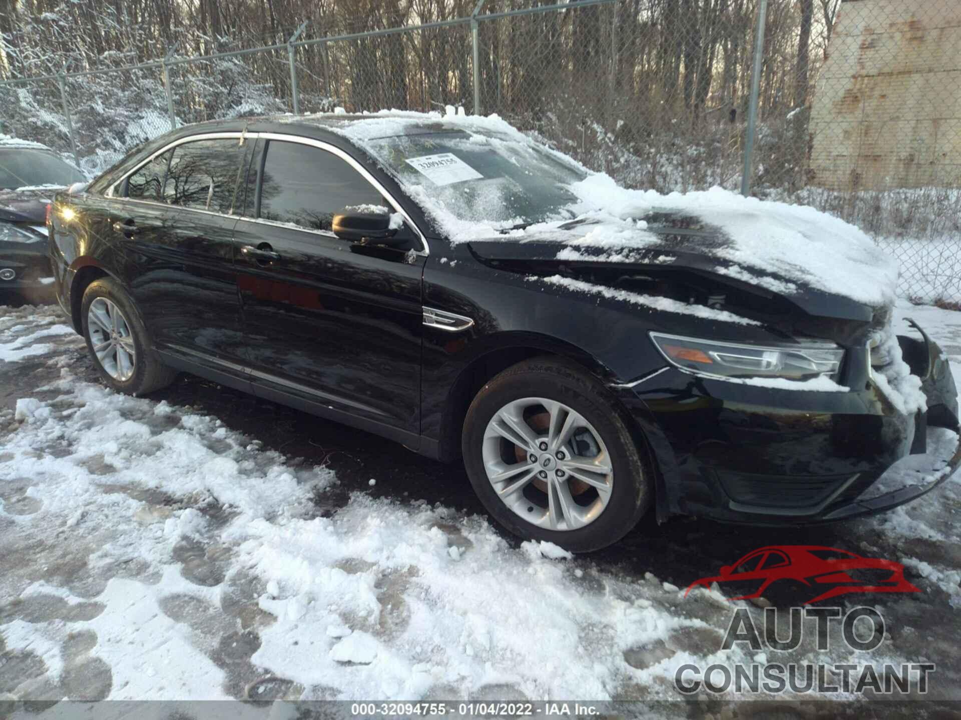 FORD TAURUS 2018 - 1FAHP2D85JG138562