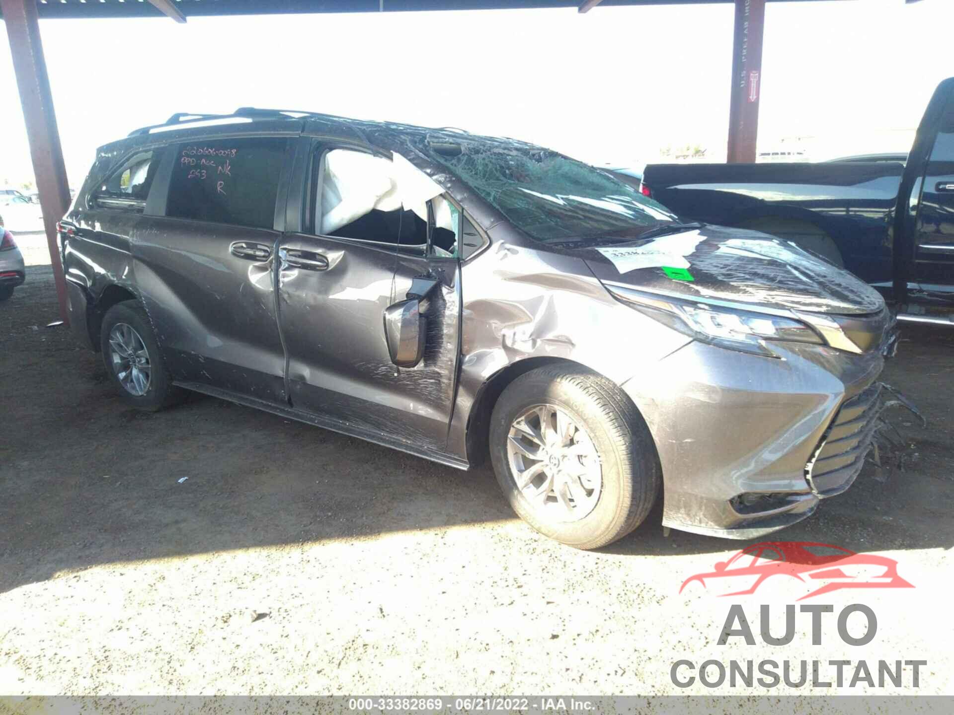 TOYOTA SIENNA 2022 - 5TDKRKECXNS089108