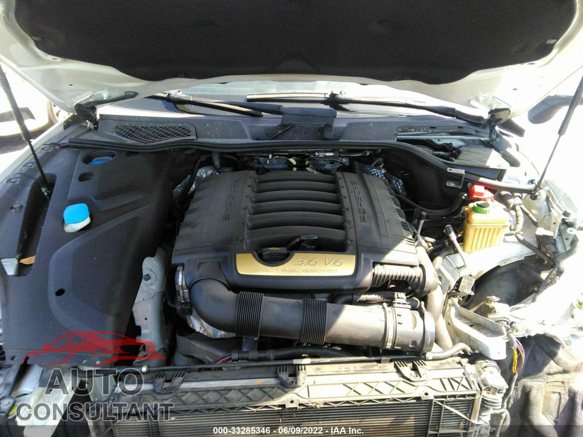 PORSCHE CAYENNE 2016 - WP1AA2A27GLA05474