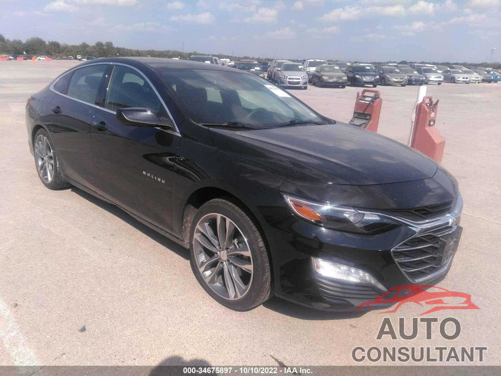 CHEVROLET MALIBU 2021 - 1G1ZD5ST9MF026740