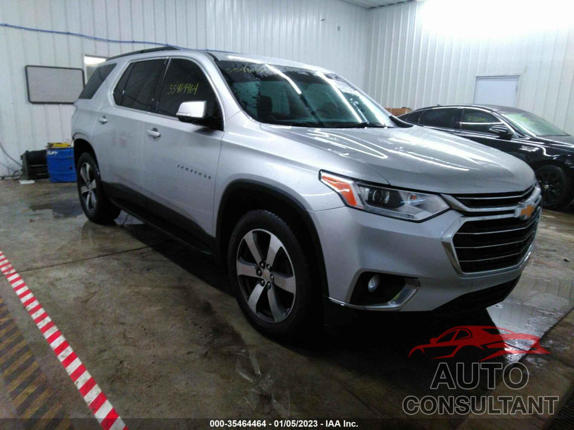 CHEVROLET TRAVERSE 2019 - 1GNERHKW7KJ231011