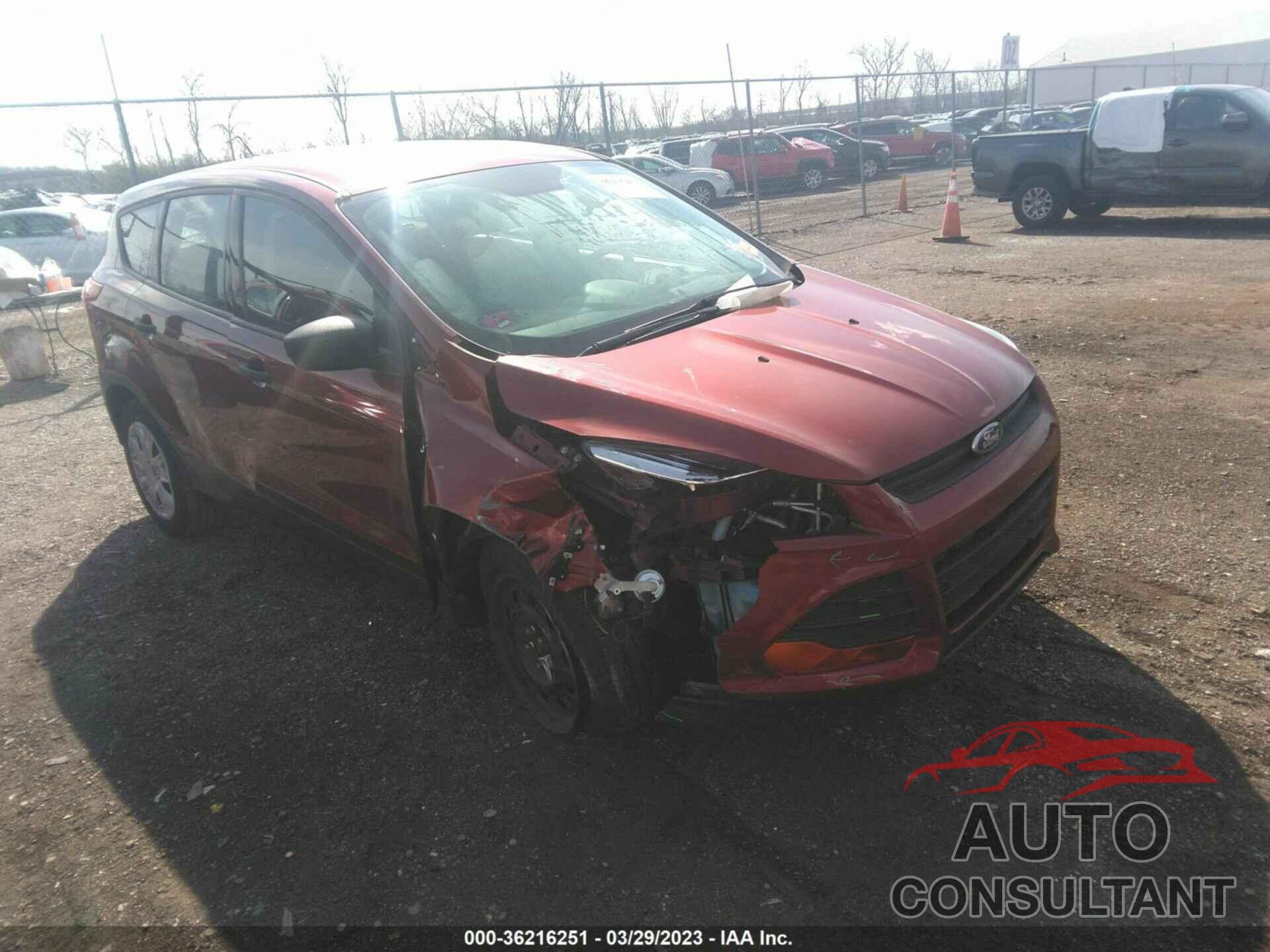 FORD ESCAPE 2015 - 1FMCU0F70FUC76391