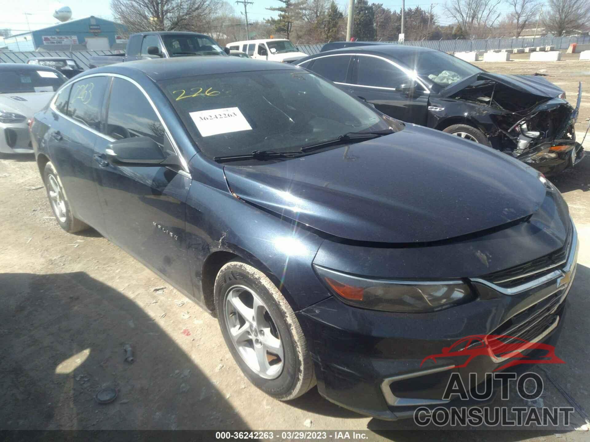 CHEVROLET MALIBU 2017 - 1G1ZB5ST1HF170360