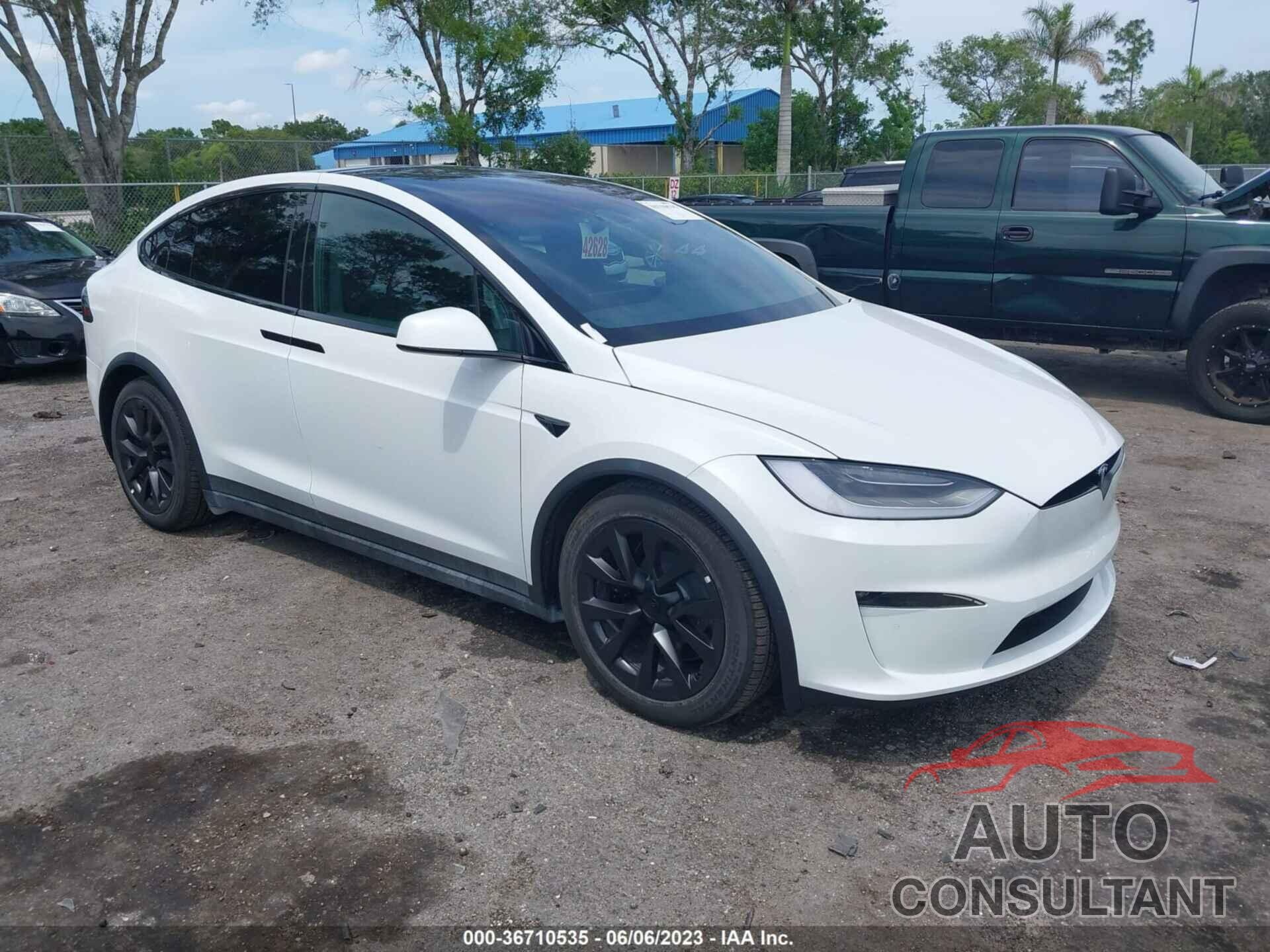 TESLA MODEL X 2023 - 7SAXCBE57PF381236