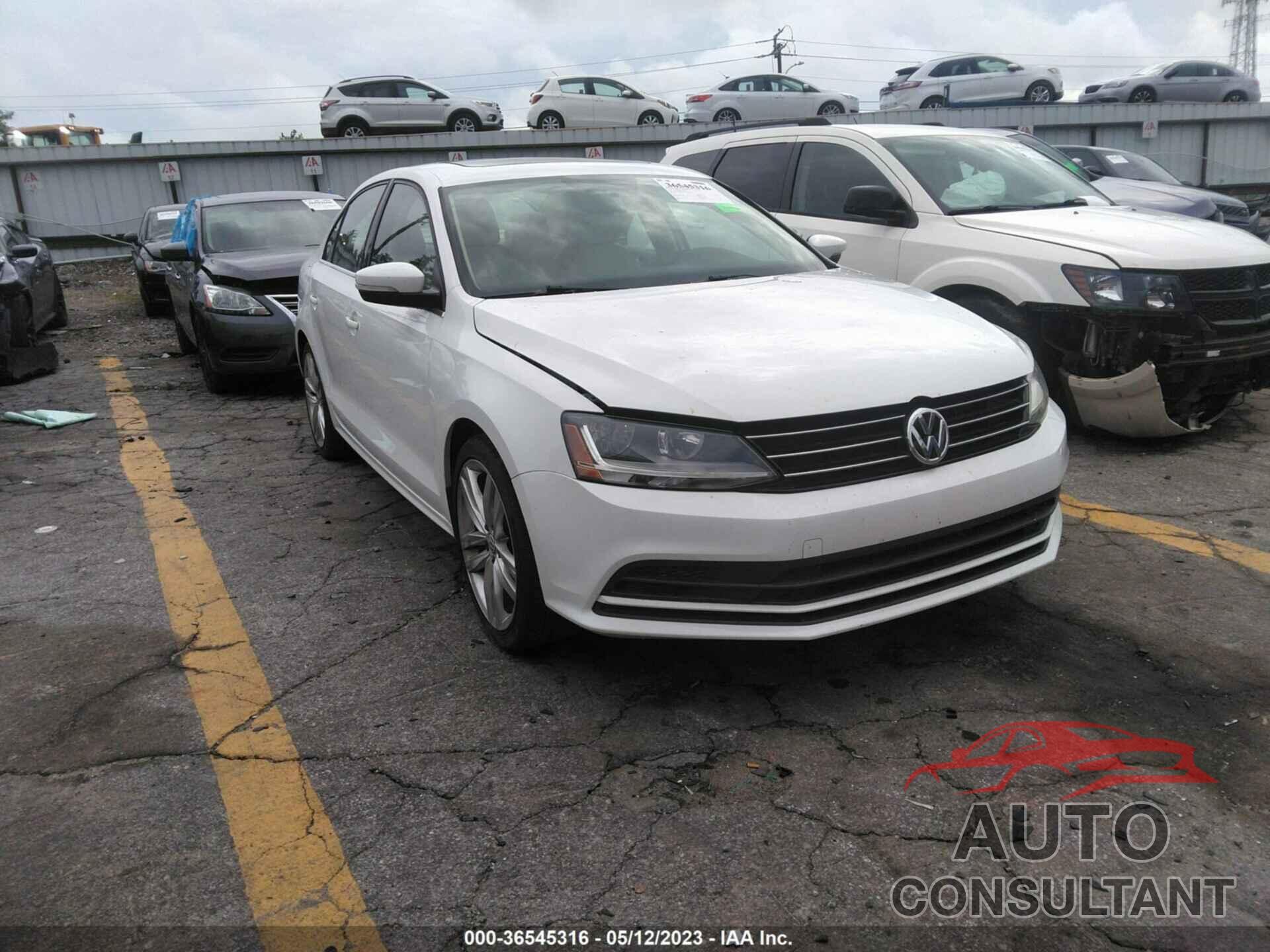 VOLKSWAGEN JETTA 2017 - 3VWDB7AJXHM214706