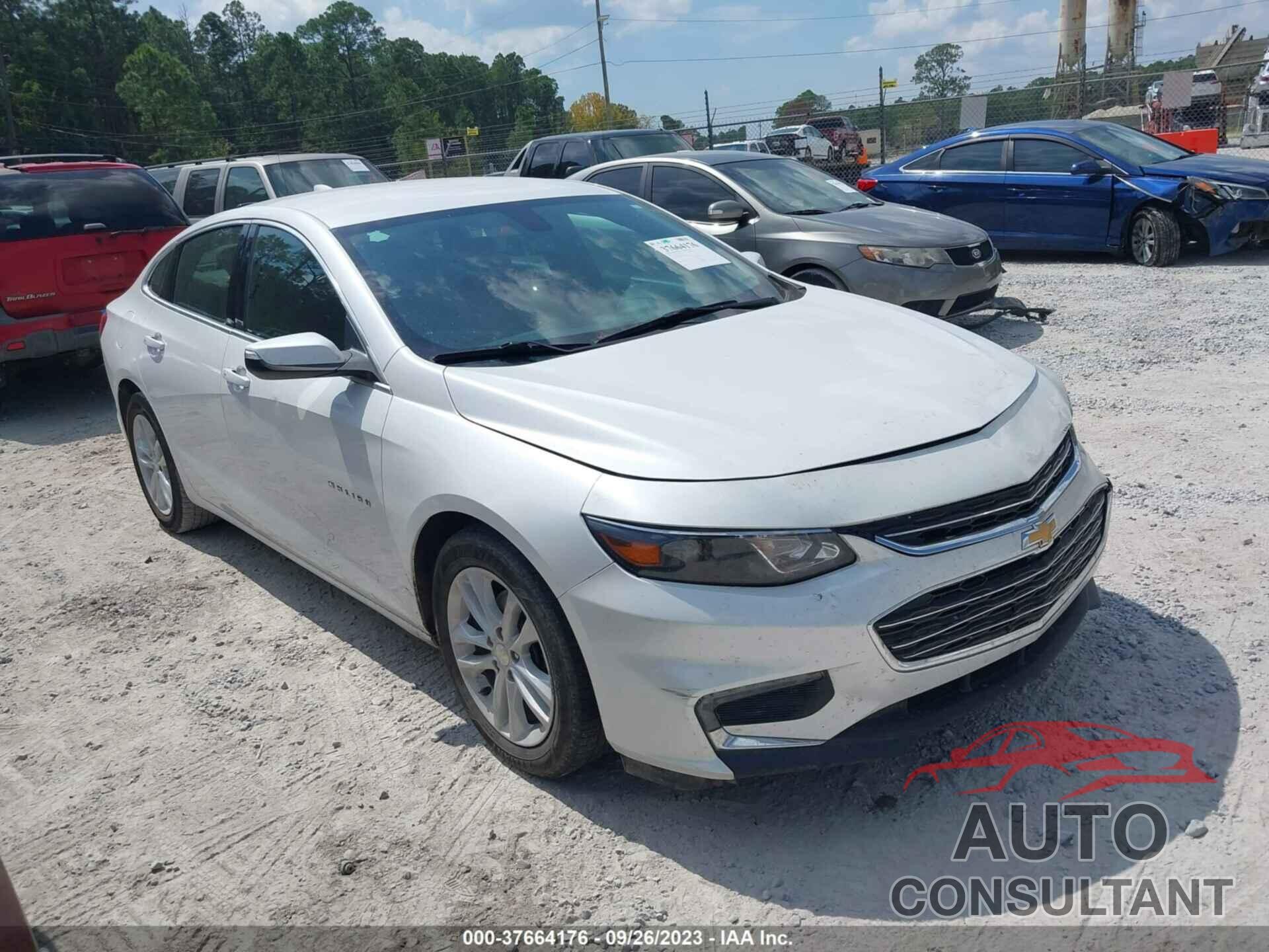 CHEVROLET MALIBU 2018 - 1G1ZD5ST9JF107880