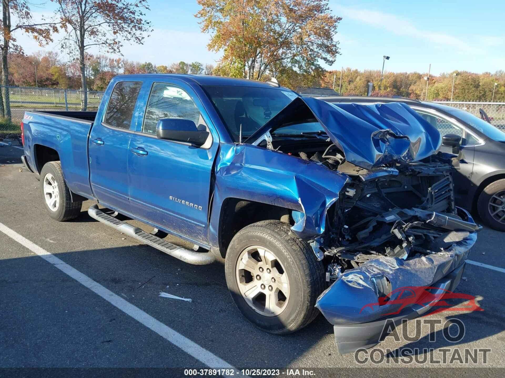 CHEVROLET SILVERADO 1500 2018 - 1GCVKREH5JZ131649