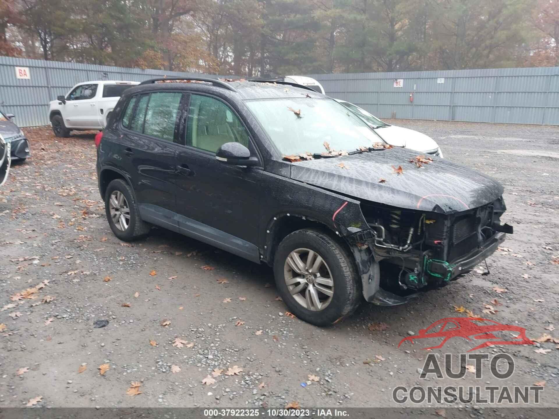 VOLKSWAGEN TIGUAN 2017 - WVGBV7AX1HW505323