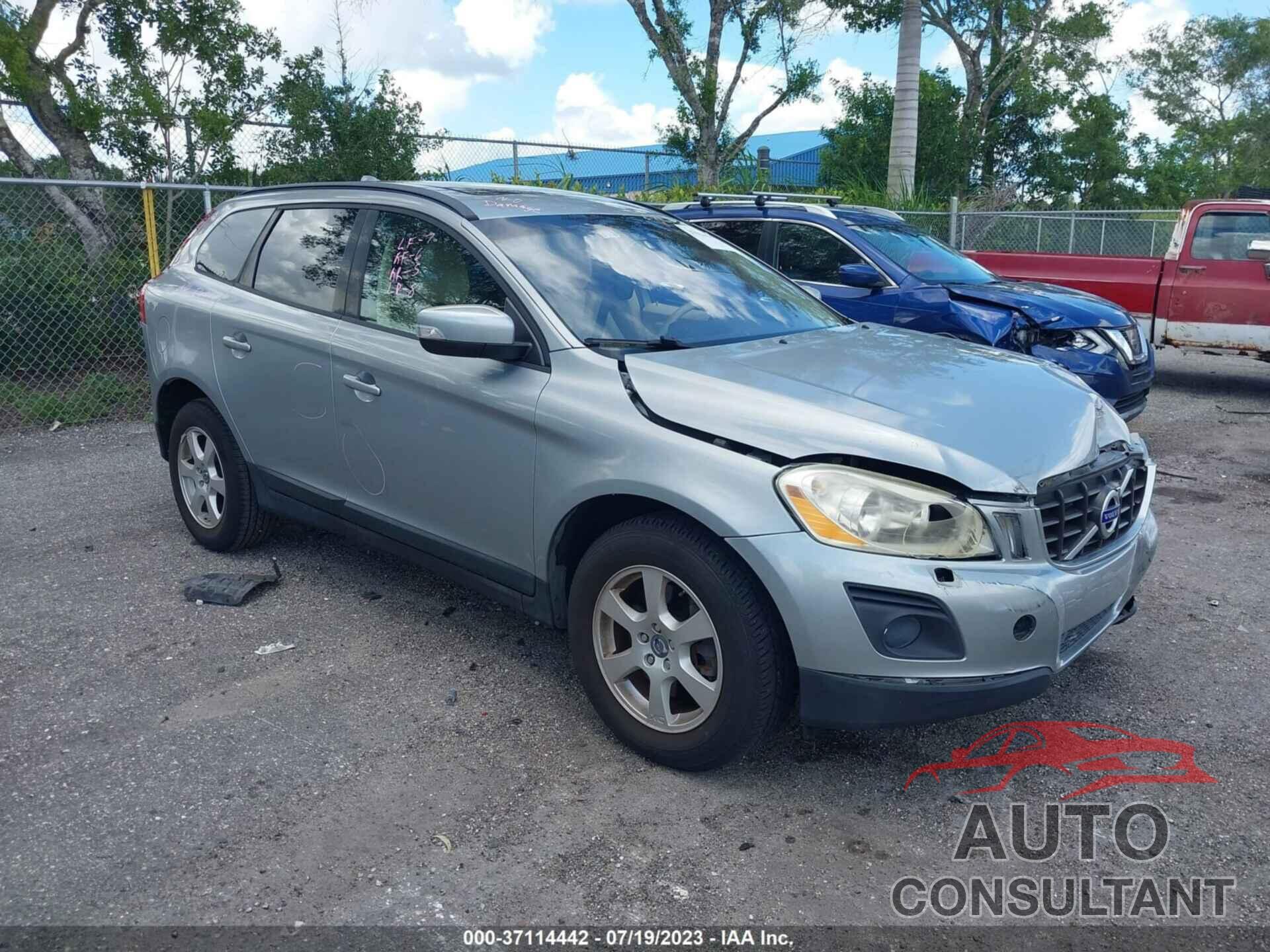 VOLVO XC60 2010 - YV4982DL7A2122146