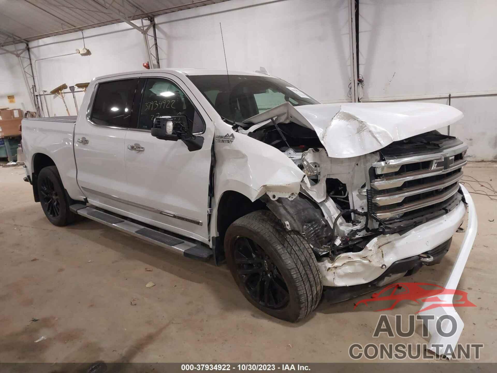 CHEVROLET SILVERADO 1500 2022 - 1GCUDJED9NZ643196