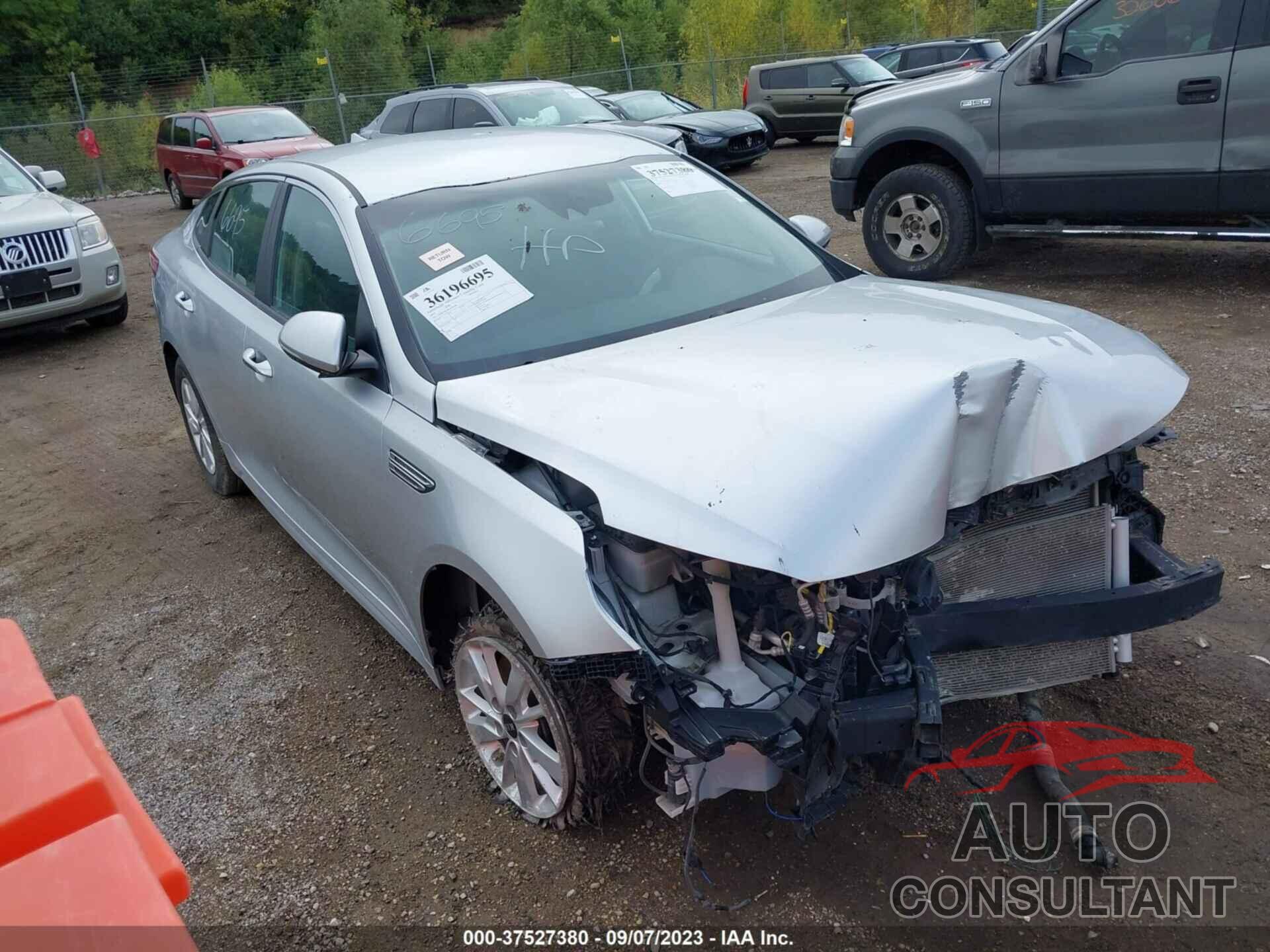 KIA OPTIMA 2019 - 5XXGT4L39KG278187