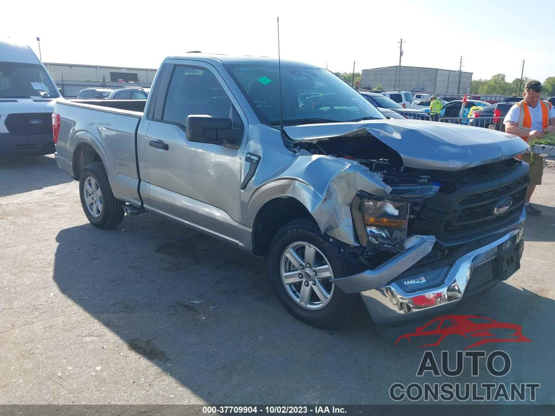 FORD F-150 2023 - 1FTMF1C58PKE61099