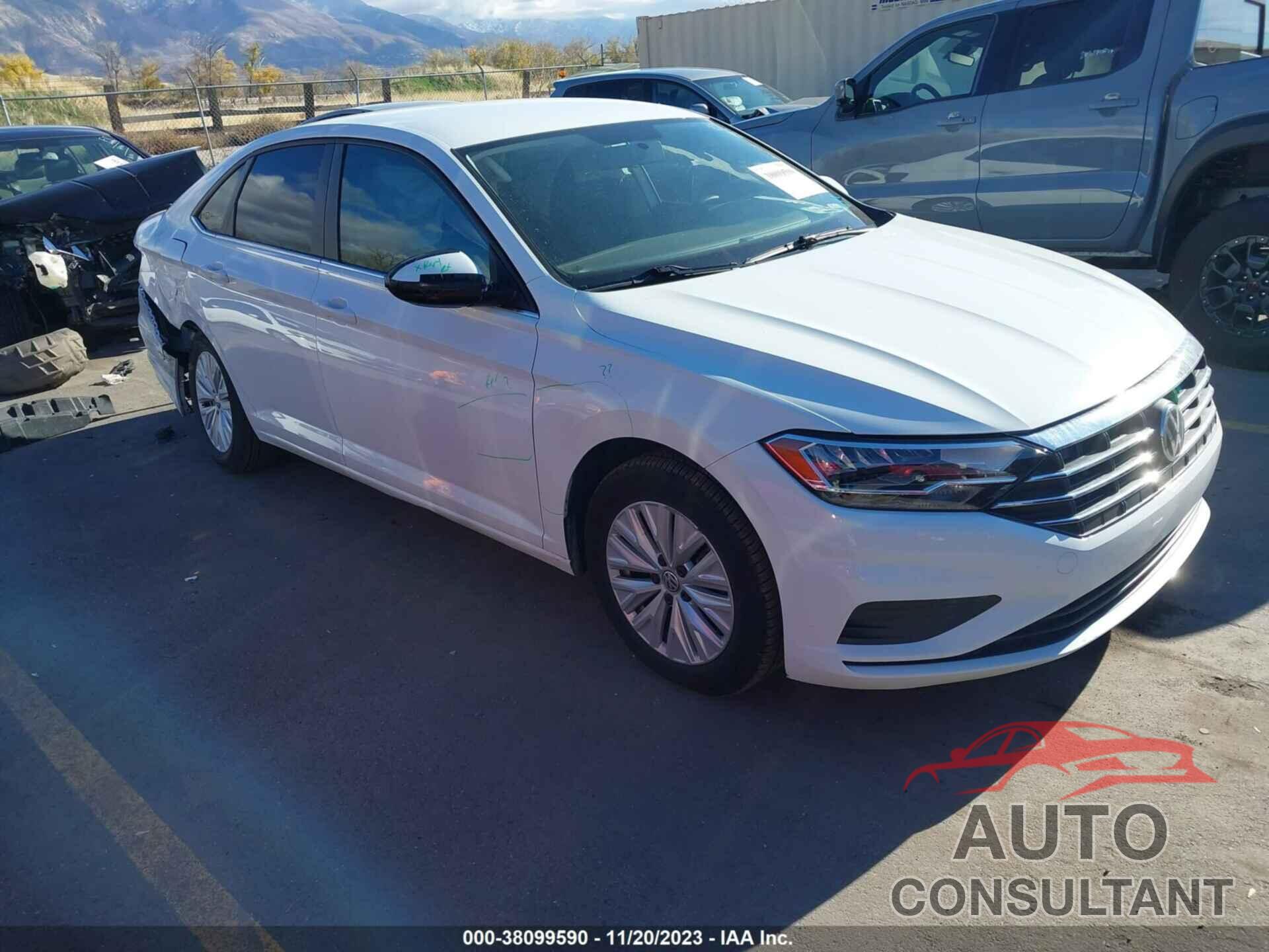 VOLKSWAGEN JETTA 2019 - 3VWN57BU5KM105694